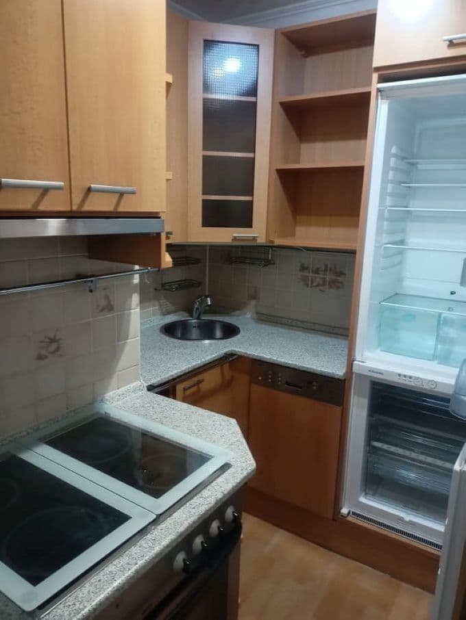 1 bedroom with open-plan kitchen flat to rent, 40 m², Makovského, Prague, Prague 1 bedroom with open-plan kitchen flat to rent, 40 m², Makovského, Prague, Prague