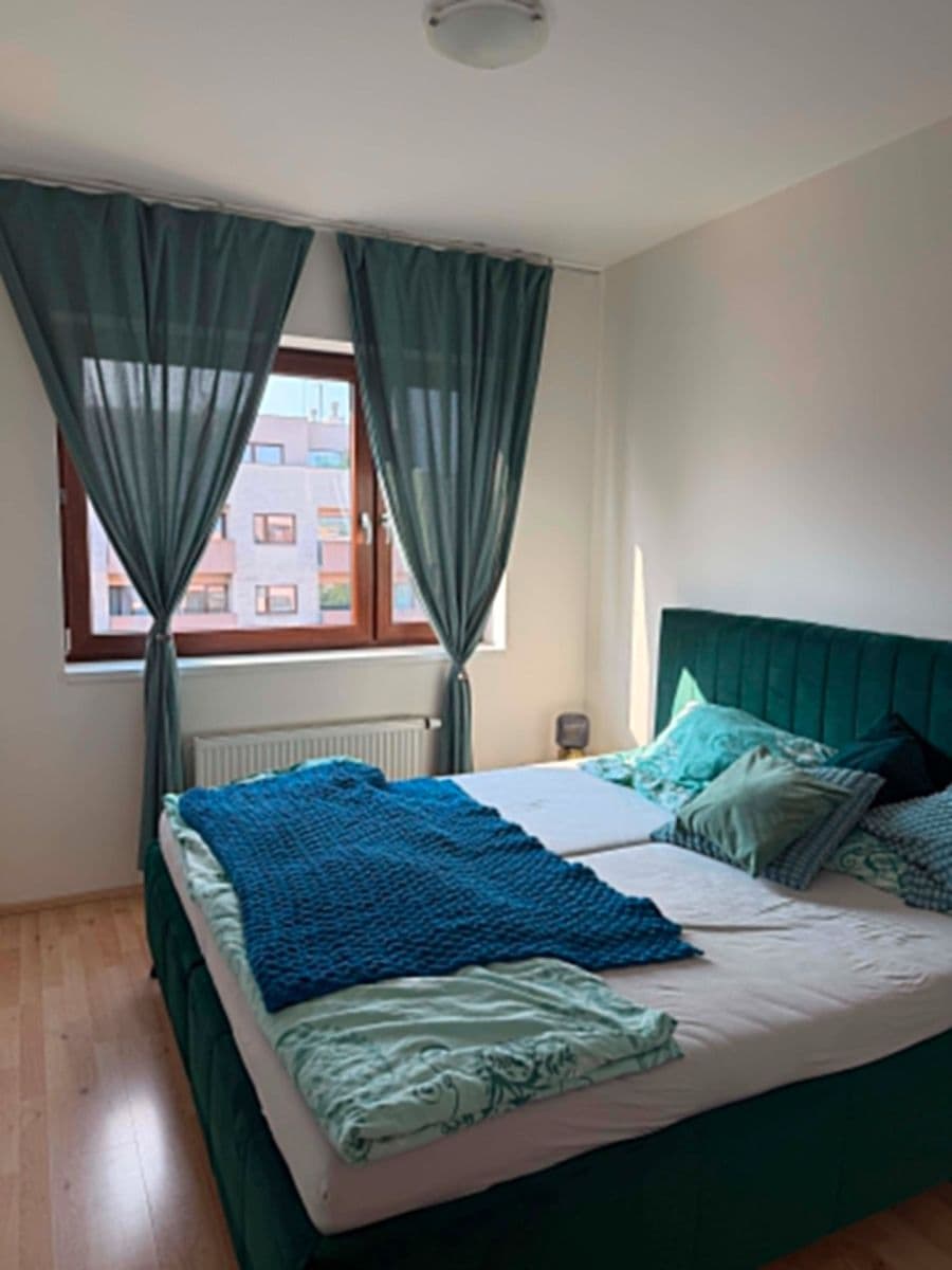 1 bedroom with open-plan kitchen flat to rent, 64 m², Kigginsova, Brno, Jihomoravský Region 1 bedroom with open-plan kitchen flat to rent, 64 m², Kigginsova, Brno, Jihomoravský Region