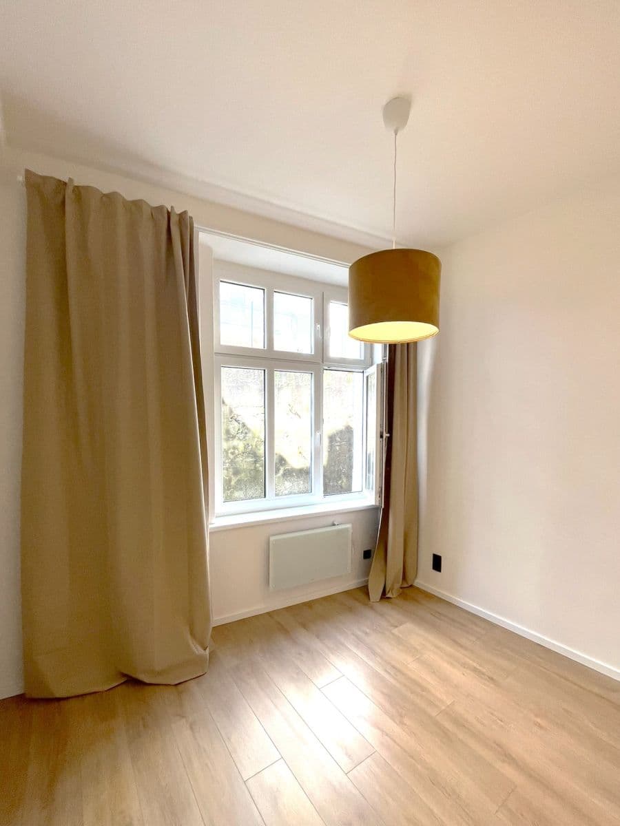 1 bedroom with open-plan kitchen flat to rent, 36 m², Moravská, Karlovy Vary, Karlovarský Region 1 bedroom with open-plan kitchen flat to rent, 36 m², Moravská, Karlovy Vary, Karlovarský Region