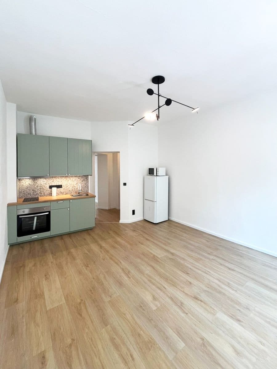 1 bedroom with open-plan kitchen flat to rent, 36 m², Moravská, Karlovy Vary, Karlovarský Region 1 bedroom with open-plan kitchen flat to rent, 36 m², Moravská, Karlovy Vary, Karlovarský Region