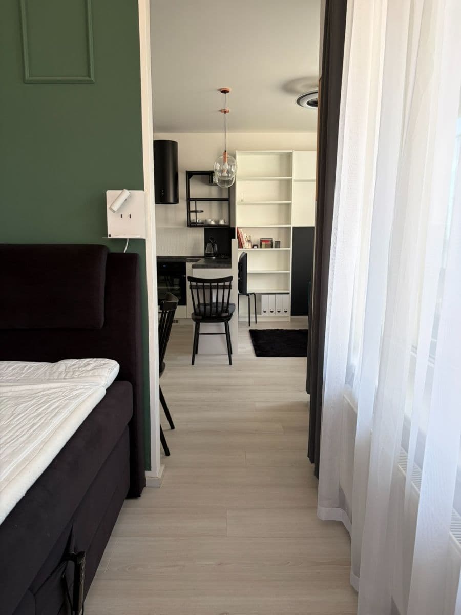 Studio flat to rent, 37 m², Stočesova, Prague, Prague Studio flat to rent, 37 m², Stočesova, Prague, Prague