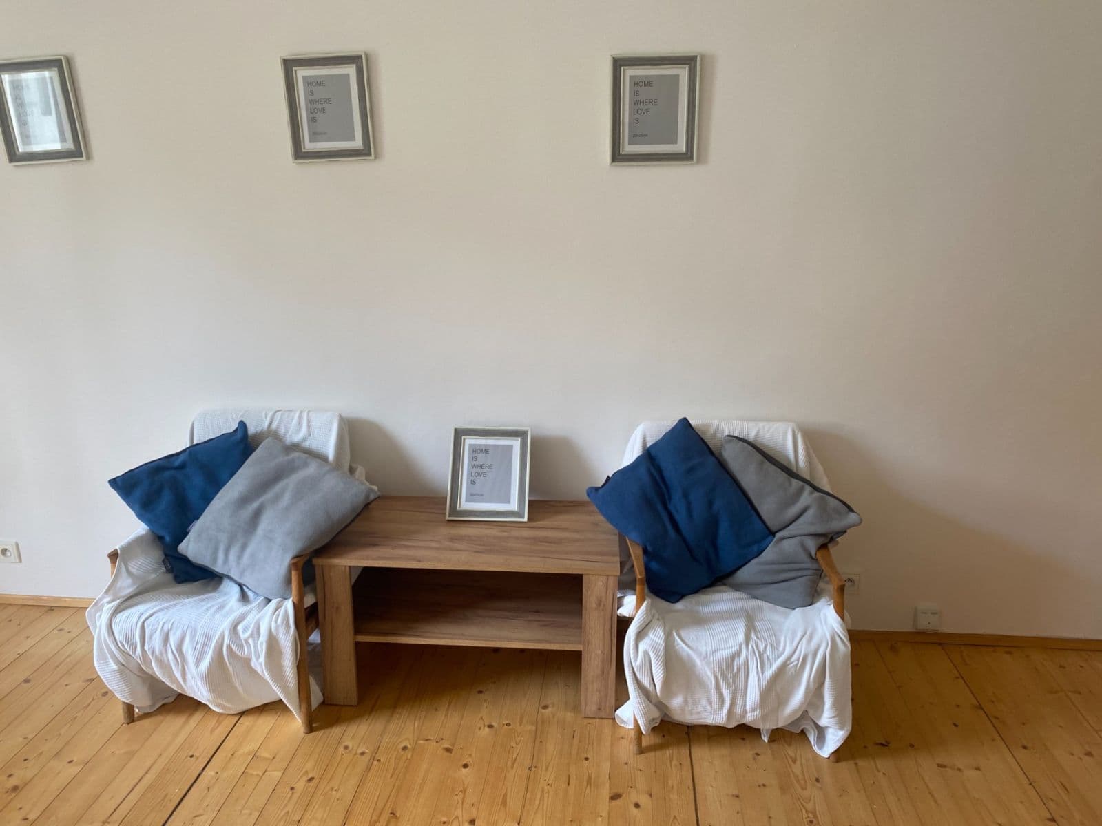 Studio flat to rent, 18 m², Sarajevská, Prague, Prague Studio flat to rent, 18 m², Sarajevská, Prague, Prague