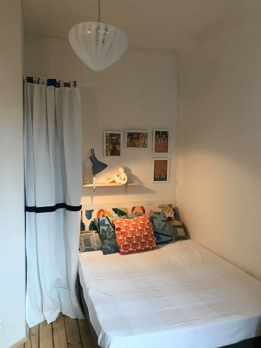 Studio flat to rent, 18 m², Sarajevská, Prague, Prague Studio flat to rent, 18 m², Sarajevská, Prague, Prague