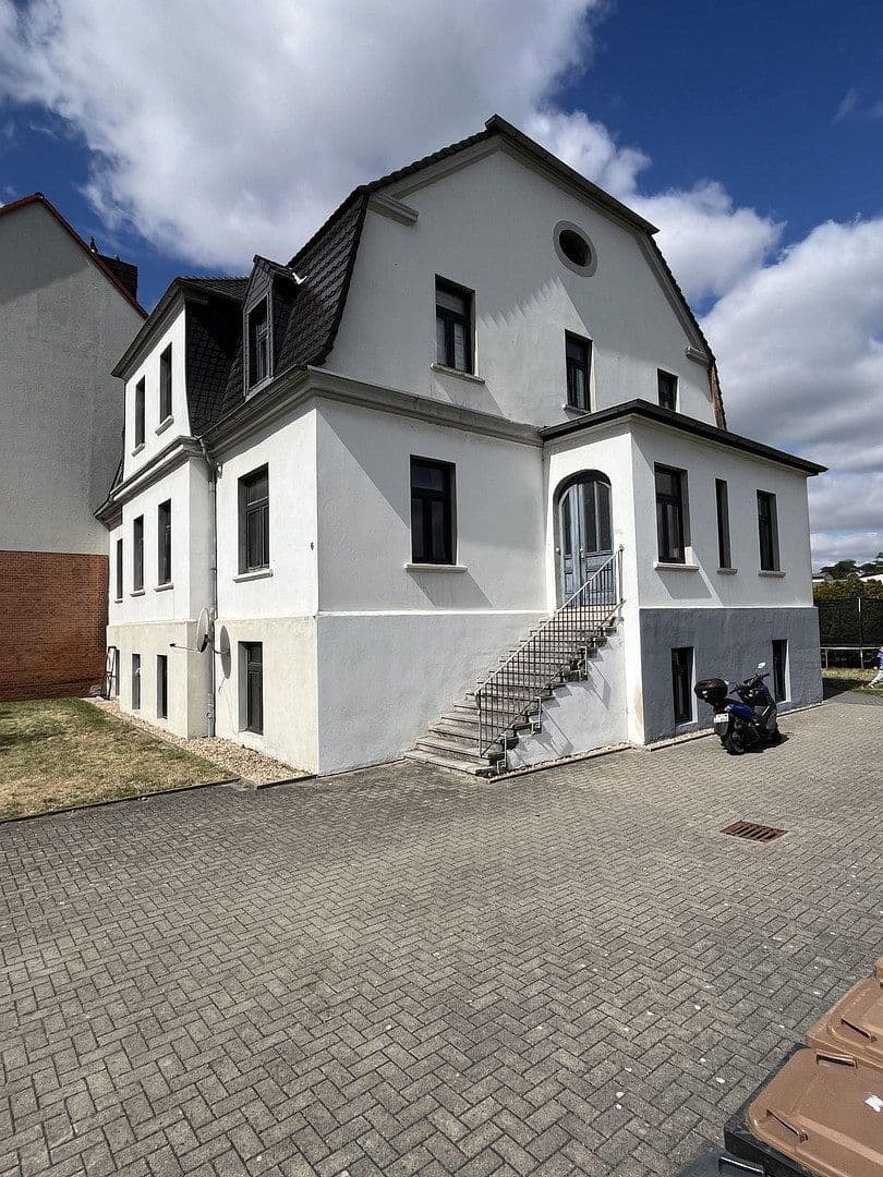 house for sale, 446 m², Brehnaer Straße 6, Bitterfeld-Wolfen, Saxony-Anhalt house for sale, 446 m², Brehnaer Straße 6, Bitterfeld-Wolfen, Saxony-Anhalt