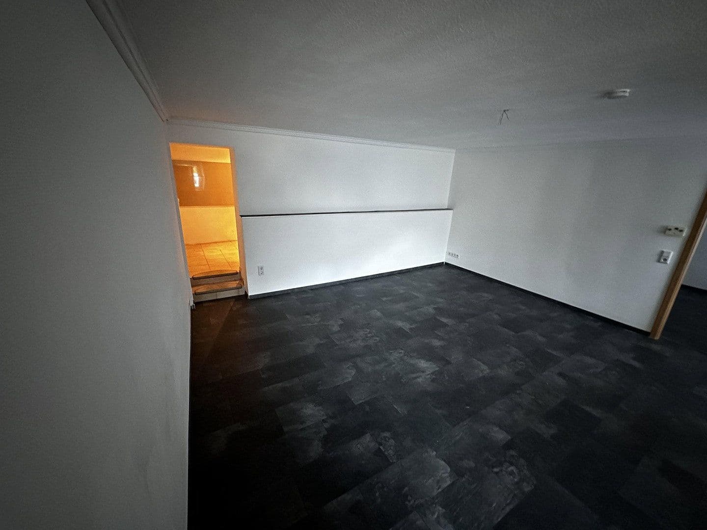 2 bedroom flat to rent, 65 m², Remscheiderstraße 88A, Wuppertal, North Rhine-Westphalia 2 bedroom flat to rent, 65 m², Remscheiderstraße 88A, Wuppertal, North Rhine-Westphalia