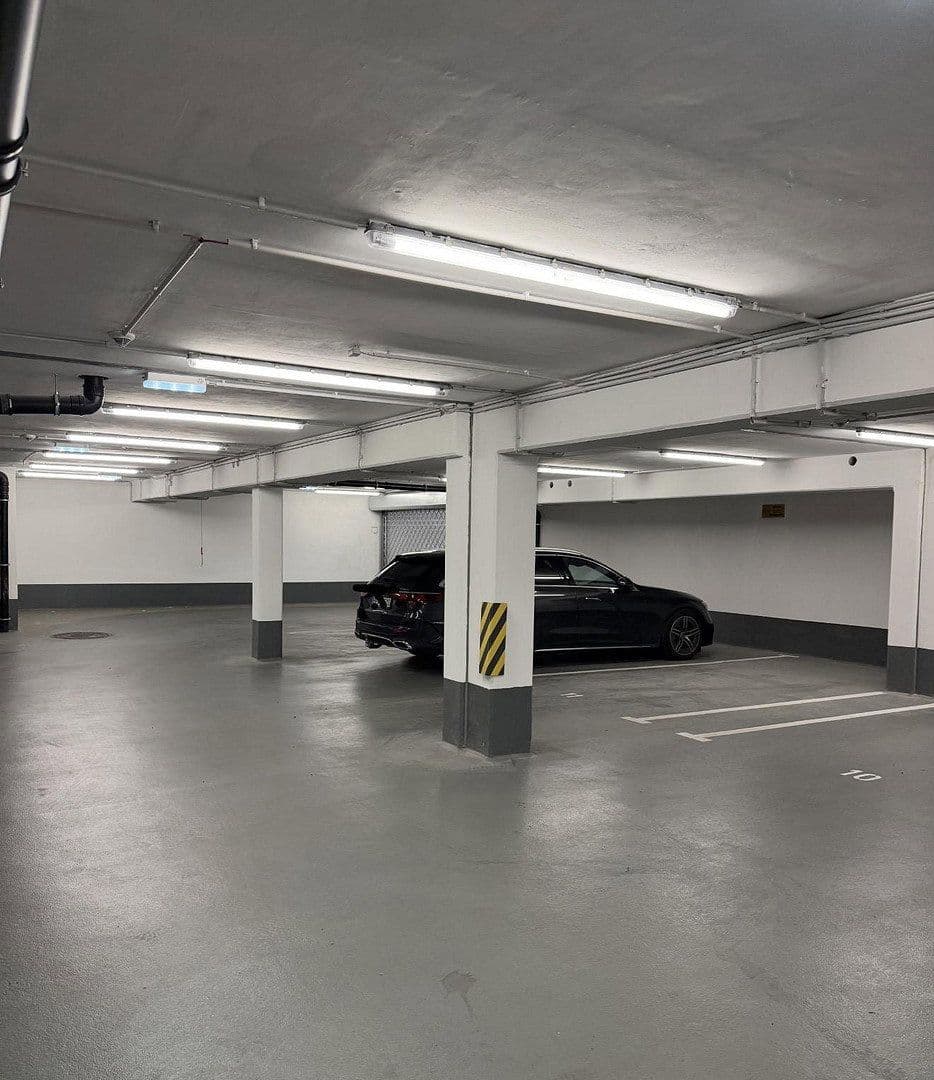 garage to rent, 0 m², Lindenstraße 11, Seeheim-Jugenheim, Hesse garage to rent, 0 m², Lindenstraße 11, Seeheim-Jugenheim, Hesse
