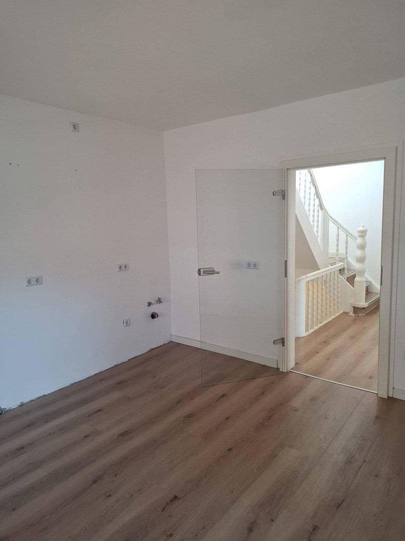 5 bedroom flat to rent, 140 m², Antilopenweg 12, Bielefeld, North Rhine-Westphalia 5 bedroom flat to rent, 140 m², Antilopenweg 12, Bielefeld, North Rhine-Westphalia