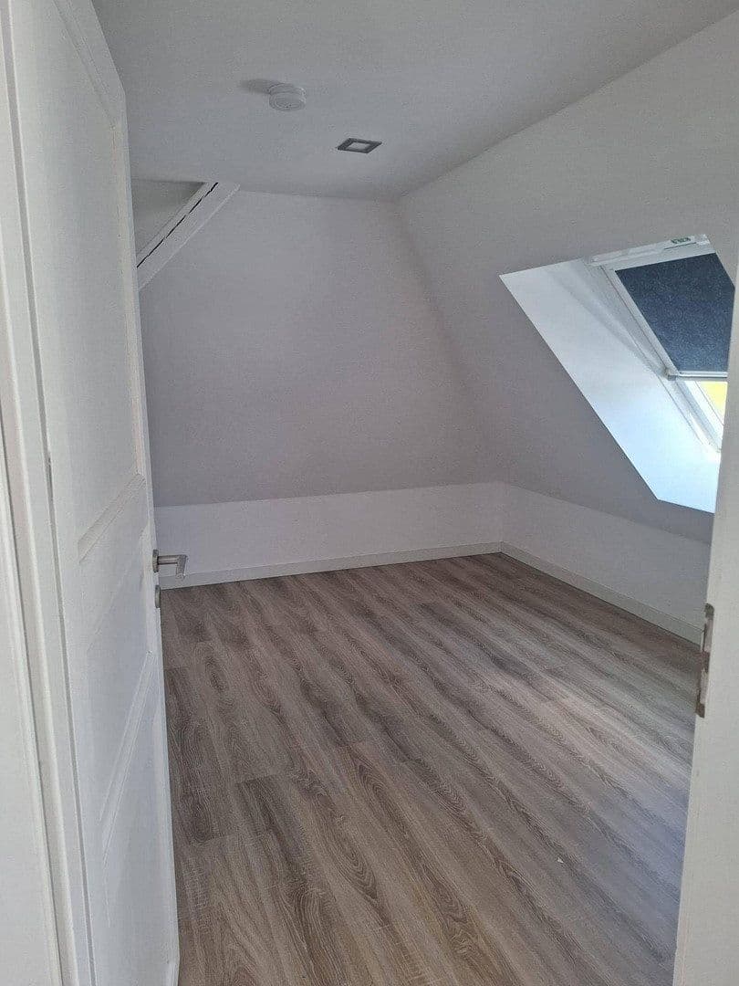 5 bedroom flat to rent, 140 m², Antilopenweg 12, Bielefeld, North Rhine-Westphalia 5 bedroom flat to rent, 140 m², Antilopenweg 12, Bielefeld, North Rhine-Westphalia