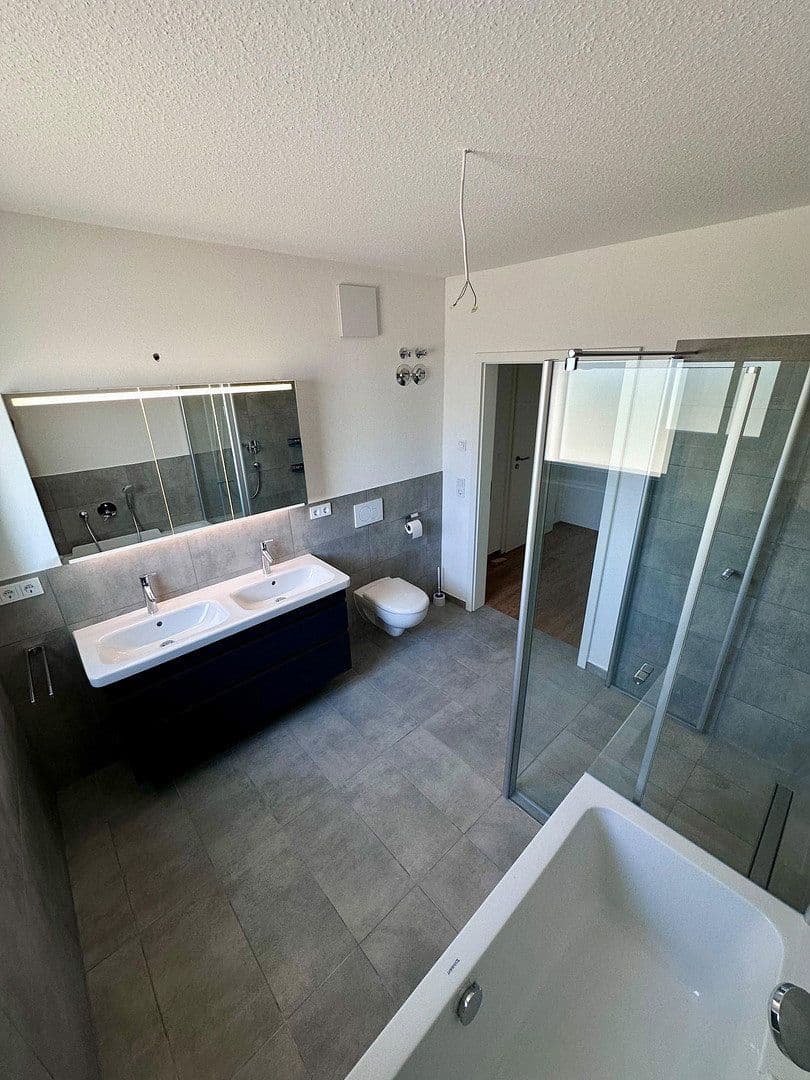 2 bedroom with open-plan kitchen flat to rent, 107 m², Harthäuser Straße 18, Igersheim, Baden-Württemberg 2 bedroom with open-plan kitchen flat to rent, 107 m², Harthäuser Straße 18, Igersheim, Baden-Württemberg