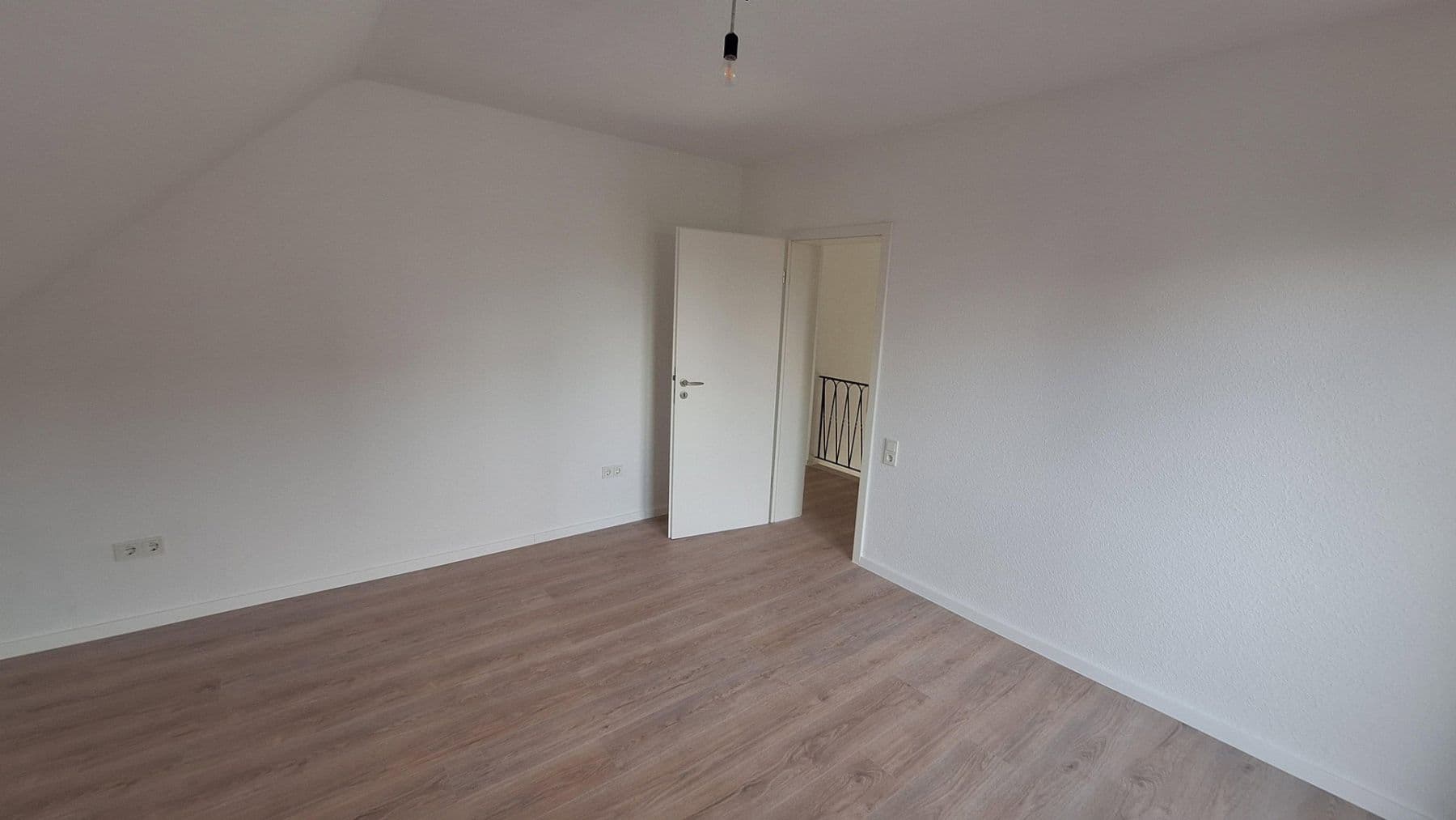house to rent, 96 m², Dormagen, North Rhine-Westphalia house to rent, 96 m², Dormagen, North Rhine-Westphalia