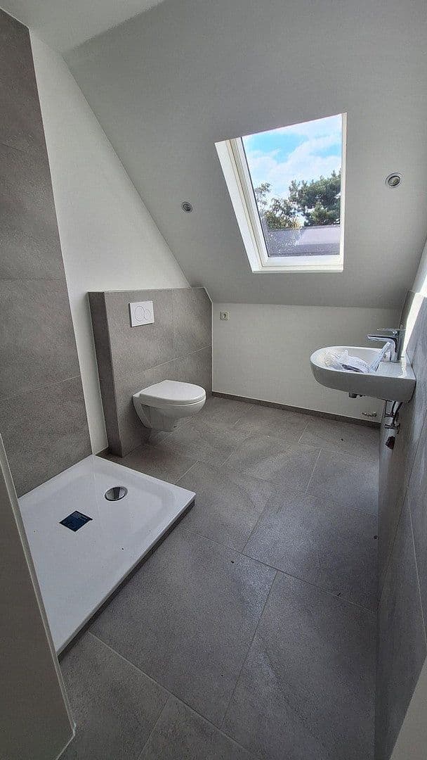 house to rent, 96 m², Dormagen, North Rhine-Westphalia house to rent, 96 m², Dormagen, North Rhine-Westphalia