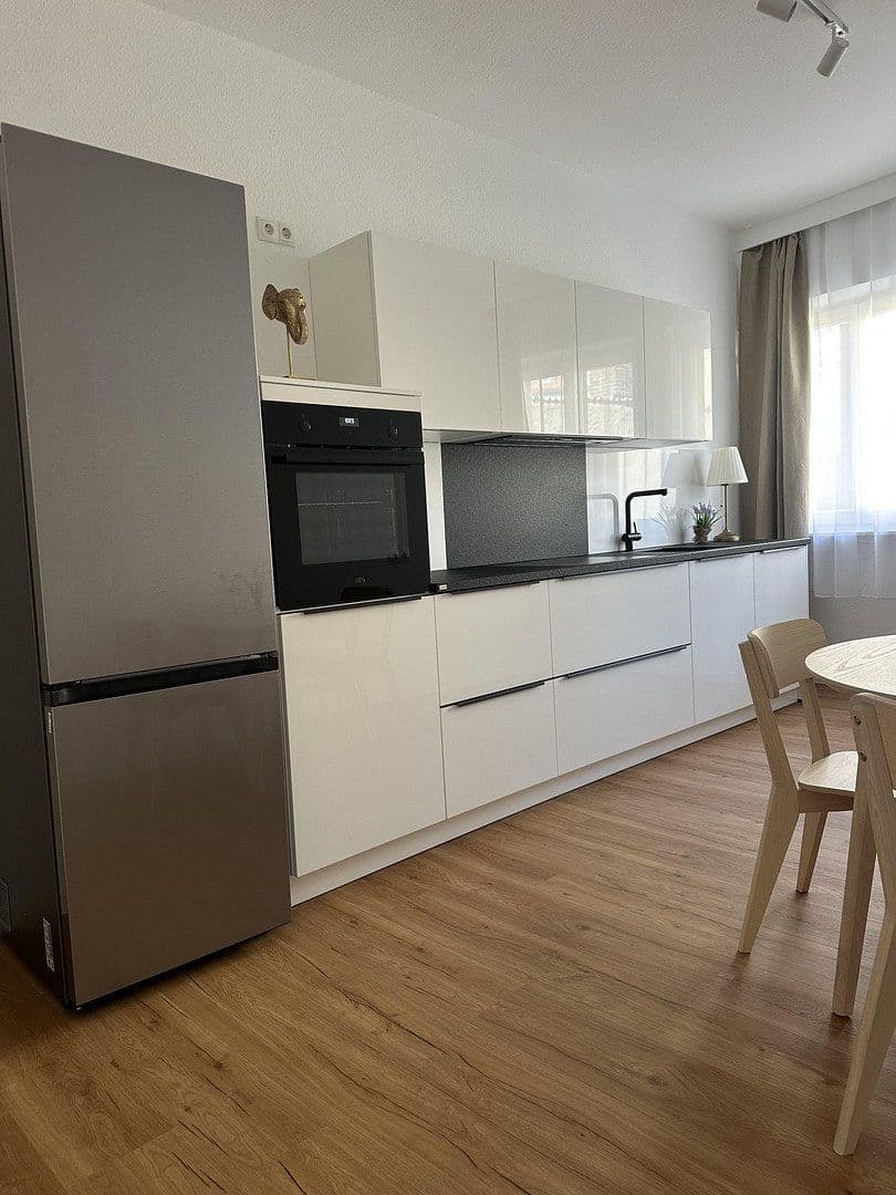 1 bedroom with open-plan kitchen flat to rent, 72 m², Wuerzburg, Bavaria 1 bedroom with open-plan kitchen flat to rent, 72 m², Wuerzburg, Bavaria