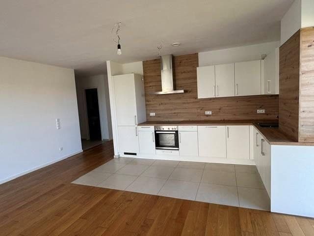 4 bedroom flat to rent, 113 m², Max-Planck-Straße 54, Bad Vilbel, Hesse 4 bedroom flat to rent, 113 m², Max-Planck-Straße 54, Bad Vilbel, Hesse