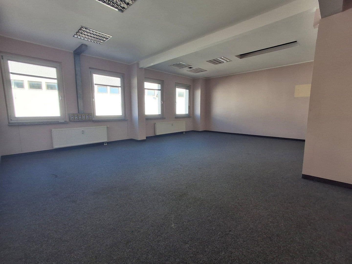 office to rent, 30 m², Carenaallee 8, Hoppegarten, Brandenburg office to rent, 30 m², Carenaallee 8, Hoppegarten, Brandenburg