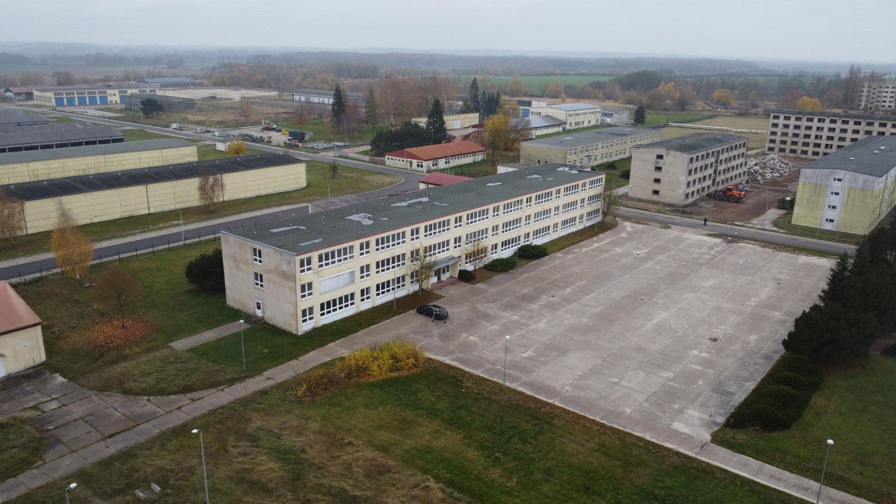 non-residential property for sale, 19,000 m², Lützowstr. 1, Stavenhagen, Mecklenburg-Vorpommern non-residential property for sale, 19,000 m², Lützowstr. 1, Stavenhagen, Mecklenburg-Vorpommern