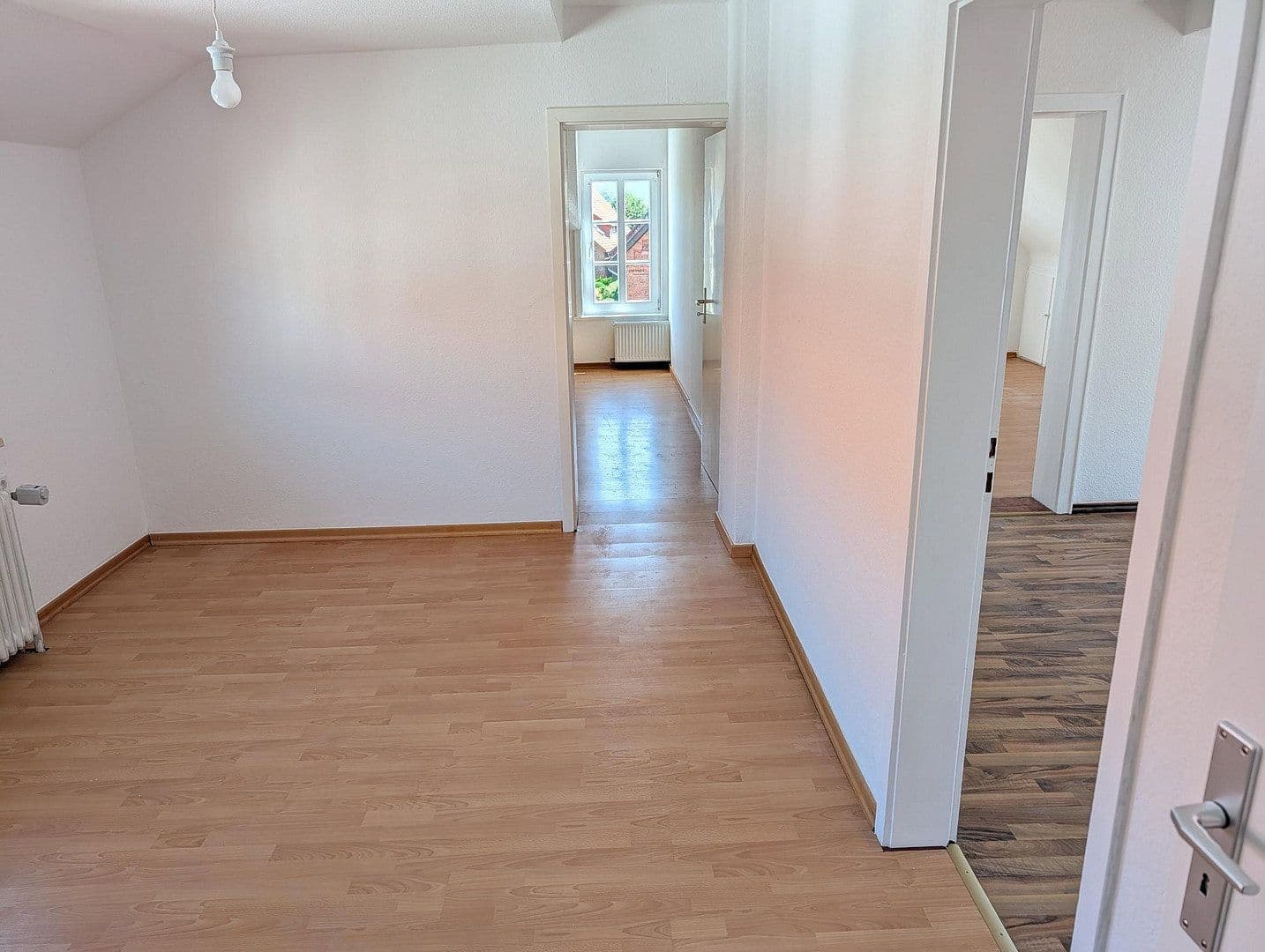 house for sale, 350 m², Neue Straße 11, Bad Münder am Deister, Lower Saxony house for sale, 350 m², Neue Straße 11, Bad Münder am Deister, Lower Saxony