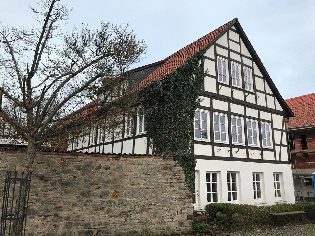 house for sale, 350 m², Neue Straße 11, Bad Münder am Deister, Lower Saxony house for sale, 350 m², Neue Straße 11, Bad Münder am Deister, Lower Saxony