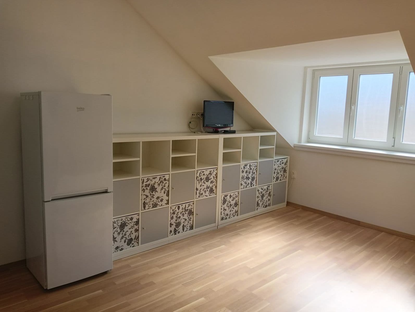 Studio flat to rent, 29 m², Brtnická, Prague, Prague Studio flat to rent, 29 m², Brtnická, Prague, Prague