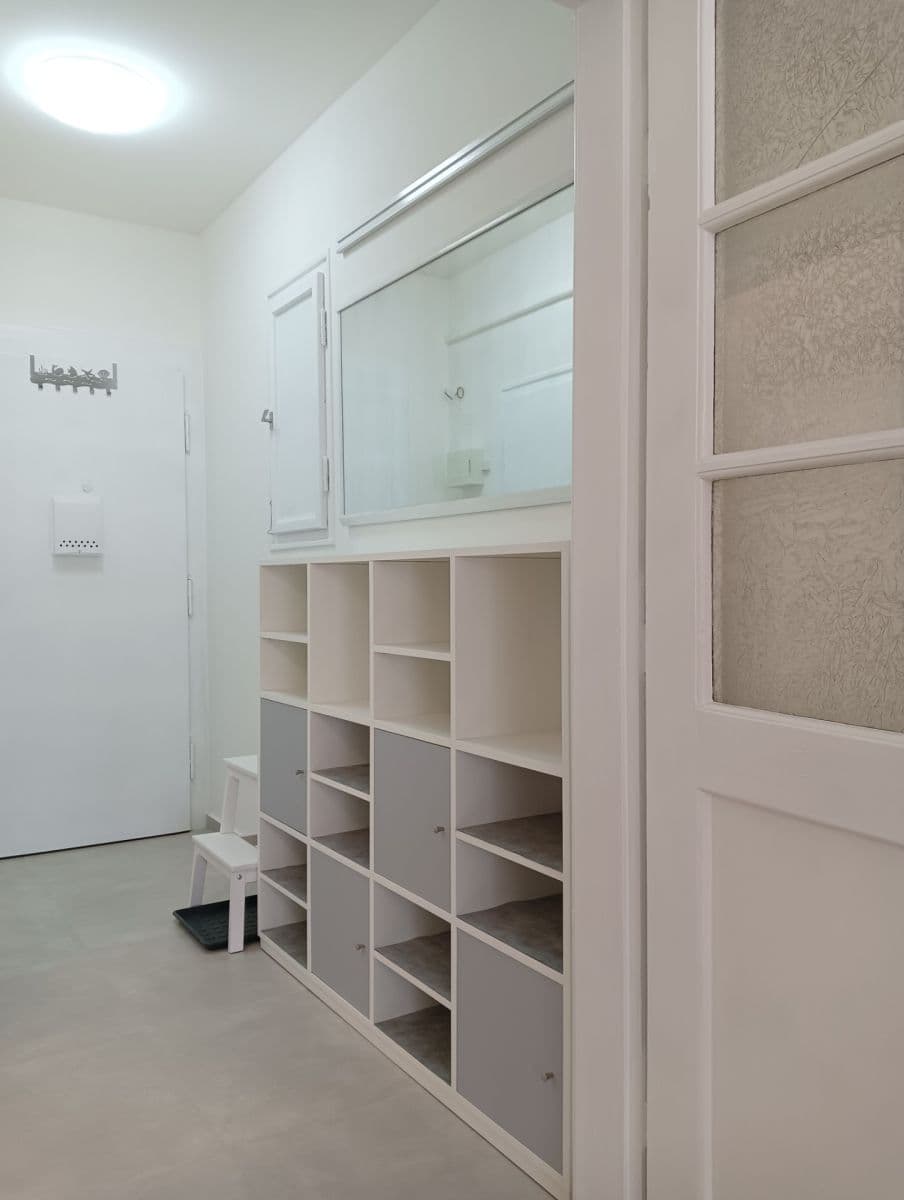 Studio flat to rent, 29 m², Brtnická, Prague, Prague Studio flat to rent, 29 m², Brtnická, Prague, Prague