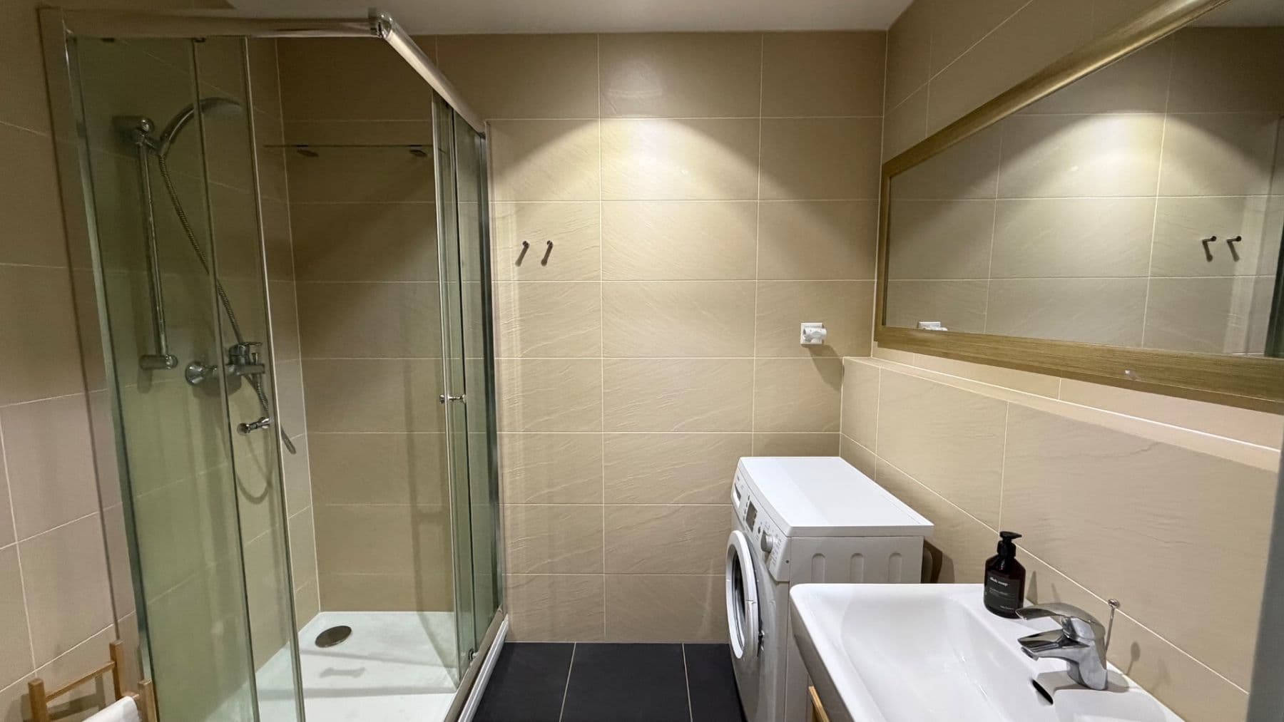 Studio flat to rent, 30 m², U Michelského mlýna, Prague, Prague Studio flat to rent, 30 m², U Michelského mlýna, Prague, Prague