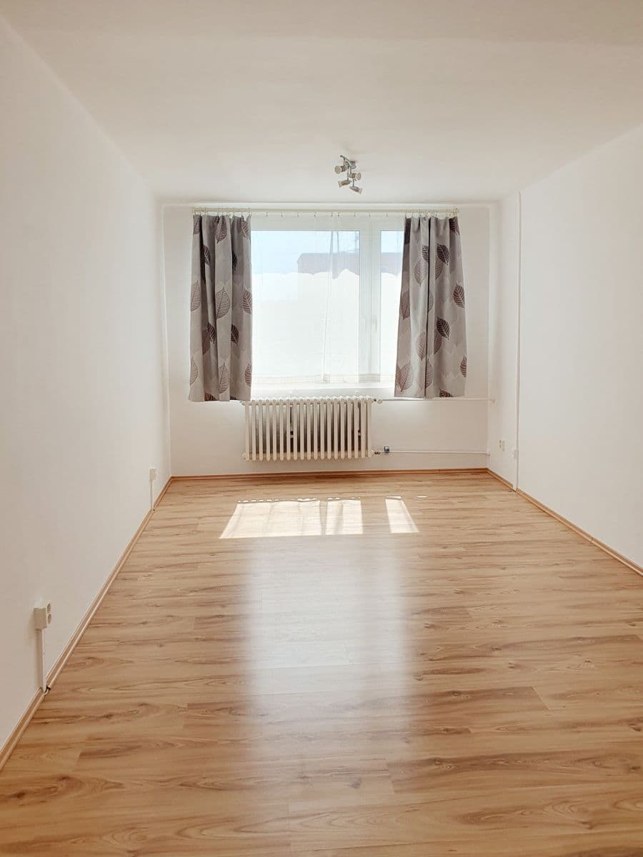 1 bedroom with open-plan kitchen flat to rent, 47 m², Československé armády, Lysá nad Labem, Středočeský Region 1 bedroom with open-plan kitchen flat to rent, 47 m², Československé armády, Lysá nad Labem, Středočeský Region
