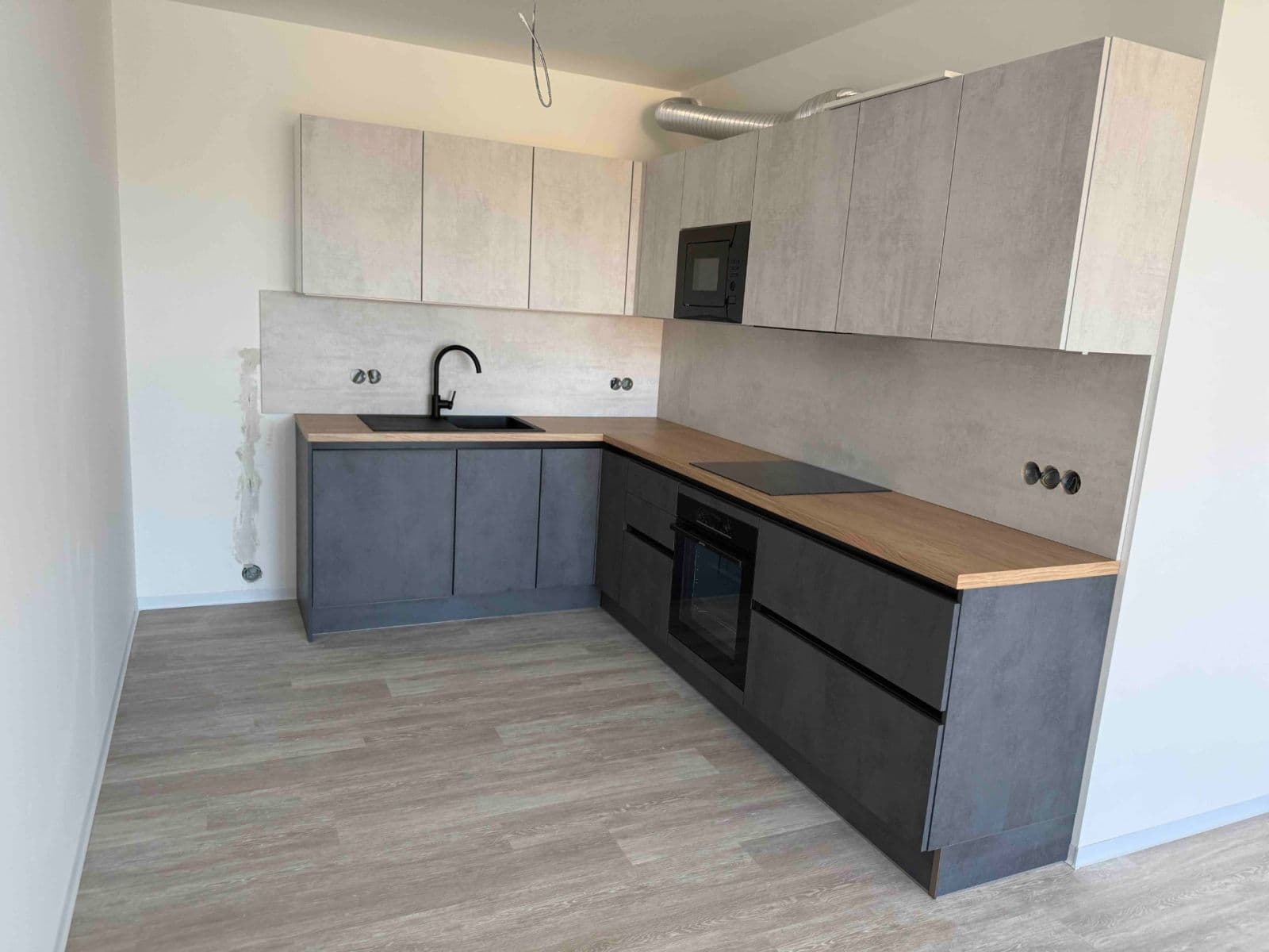 1 bedroom with open-plan kitchen flat to rent, 66 m², Pražská, Velké Přílepy, Středočeský Region 1 bedroom with open-plan kitchen flat to rent, 66 m², Pražská, Velké Přílepy, Středočeský Region