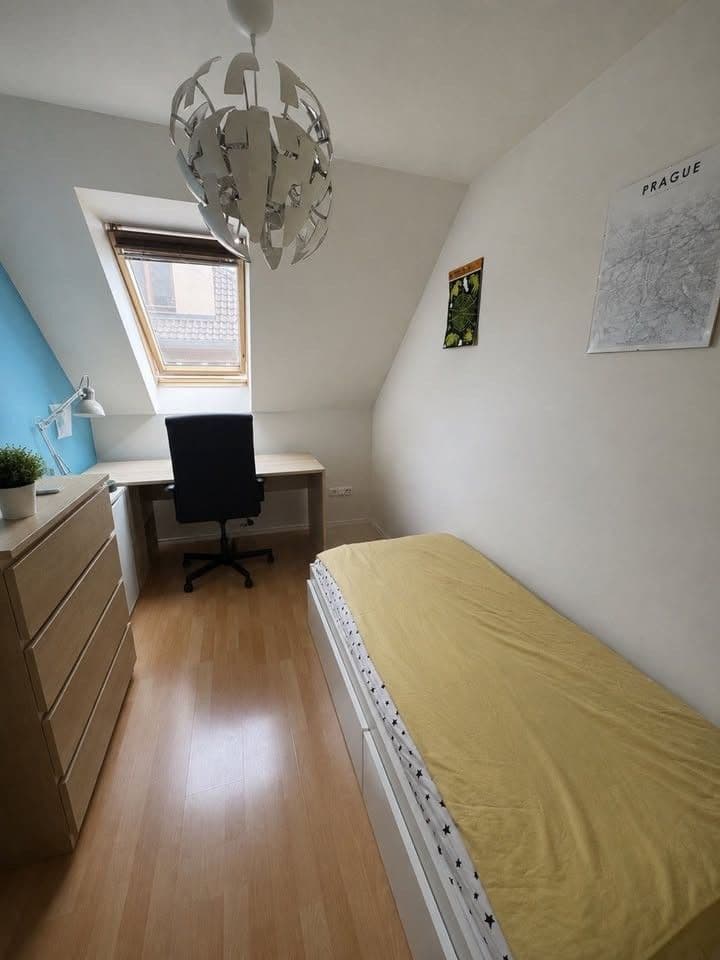 3 bedroom with open-plan kitchen flat to rent, 74 m², Politických vězňů, Horoměřice, Středočeský Region 3 bedroom with open-plan kitchen flat to rent, 74 m², Politických vězňů, Horoměřice, Středočeský Region