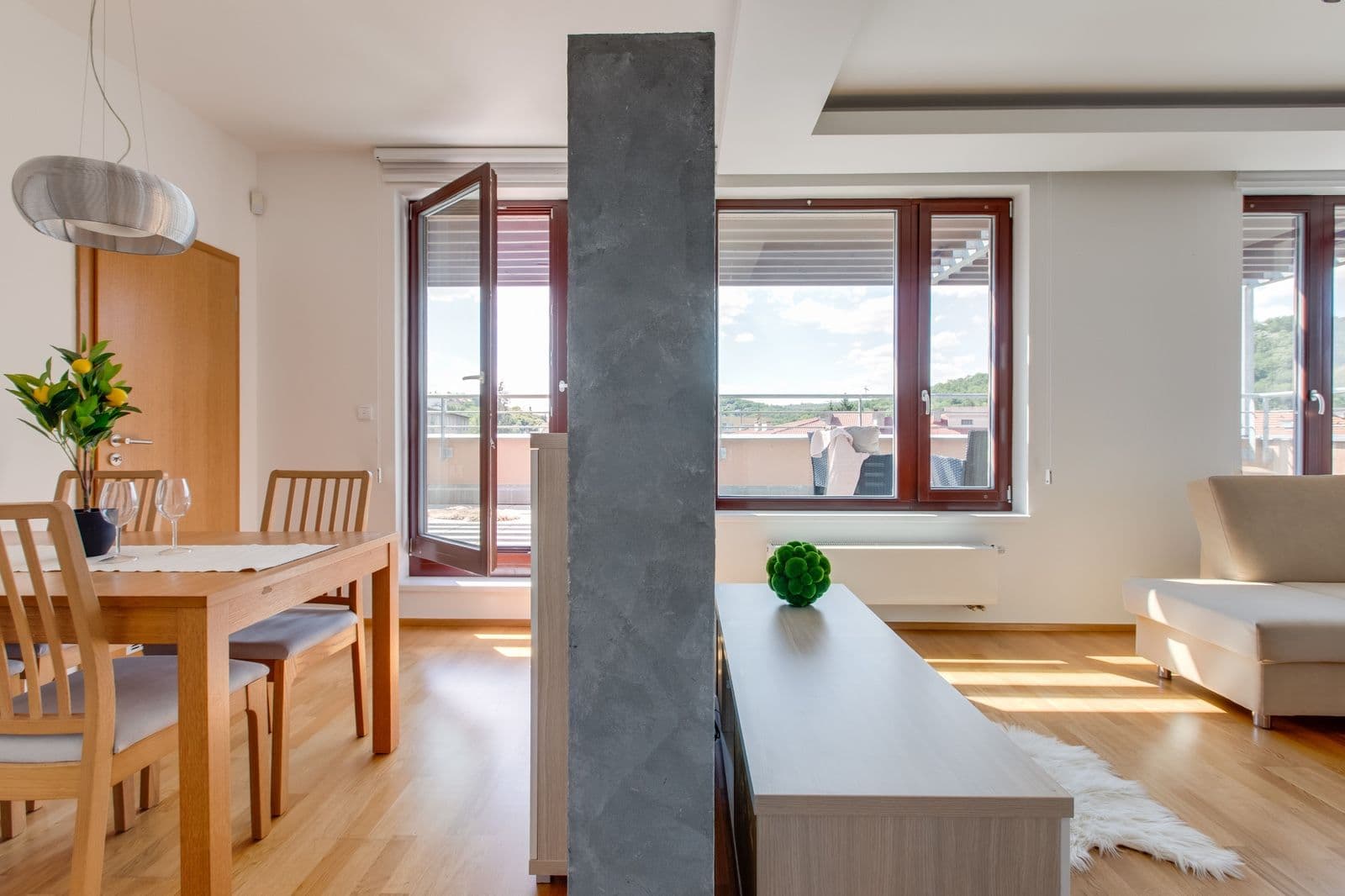 2 bedroom with open-plan kitchen flat to rent, 81 m², Musílkova, Prague, Prague 2 bedroom with open-plan kitchen flat to rent, 81 m², Musílkova, Prague, Prague