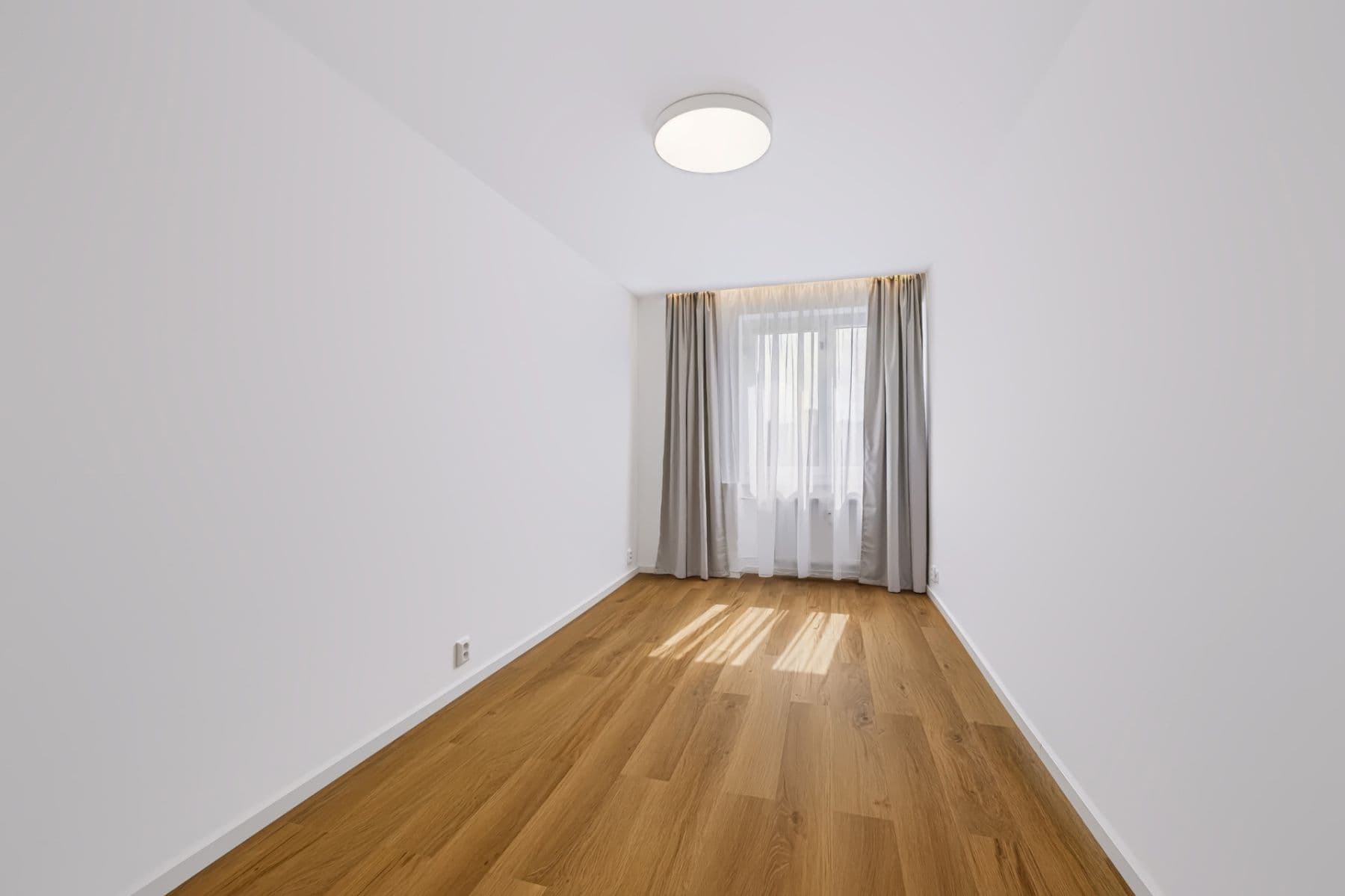 3 bedroom with open-plan kitchen flat for sale, 78 m², Hlavní, Prague, Prague 3 bedroom with open-plan kitchen flat for sale, 78 m², Hlavní, Prague, Prague