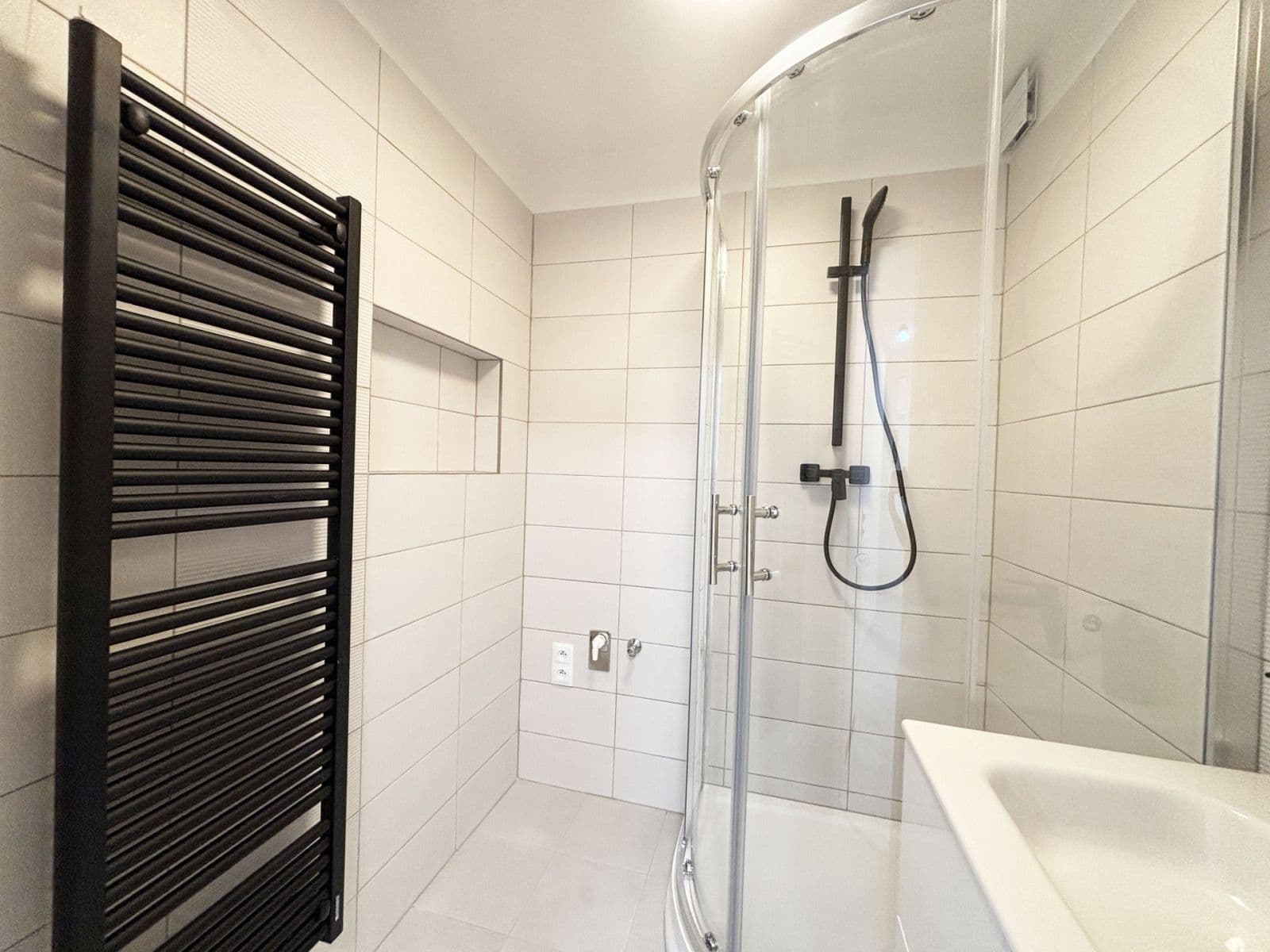 1 bedroom flat to rent, 43 m², U plynárny, Prague, Prague 1 bedroom flat to rent, 43 m², U plynárny, Prague, Prague