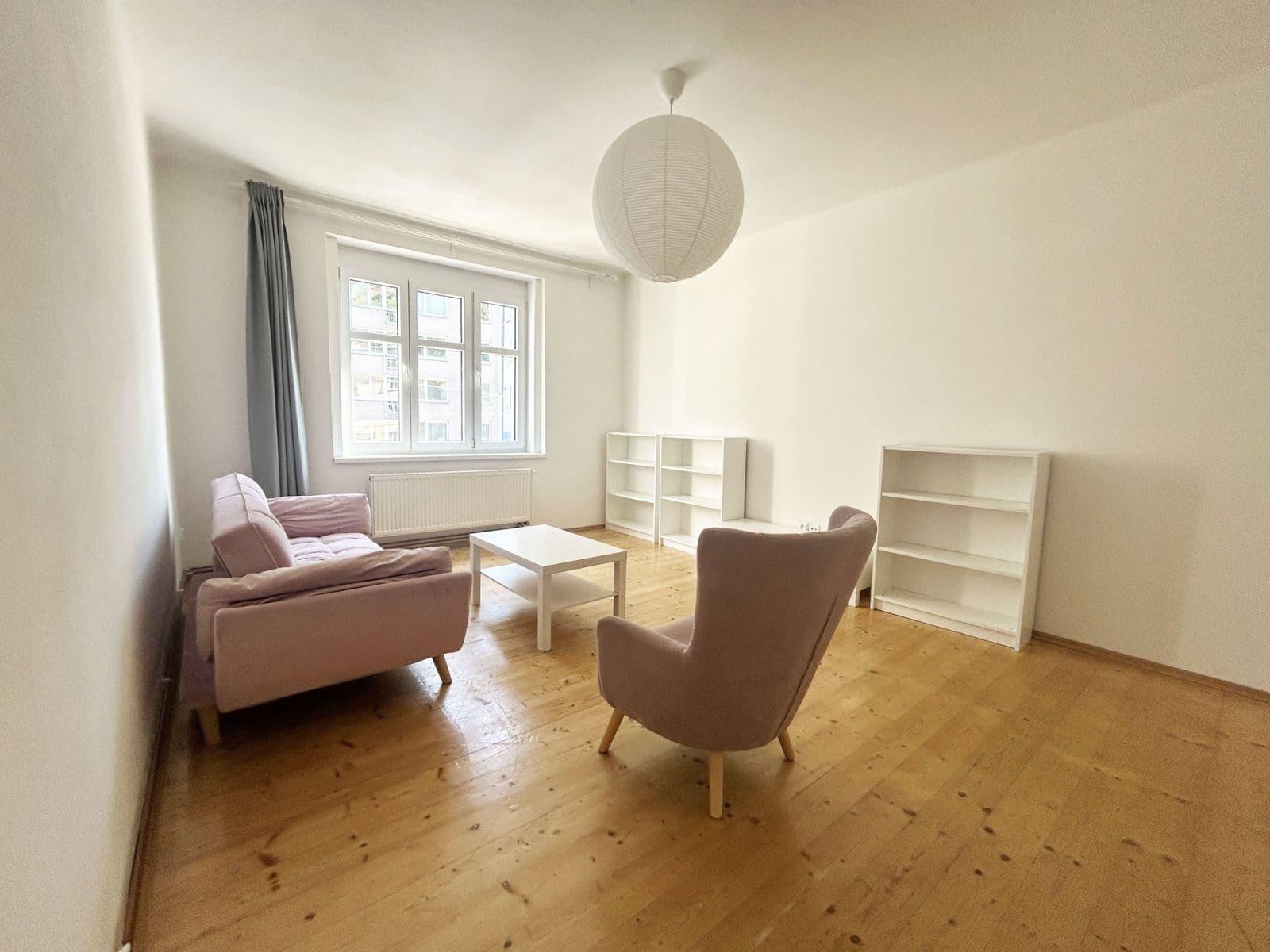 1 bedroom with open-plan kitchen flat to rent, 59 m², Plzeňská, Prague, Prague 1 bedroom with open-plan kitchen flat to rent, 59 m², Plzeňská, Prague, Prague