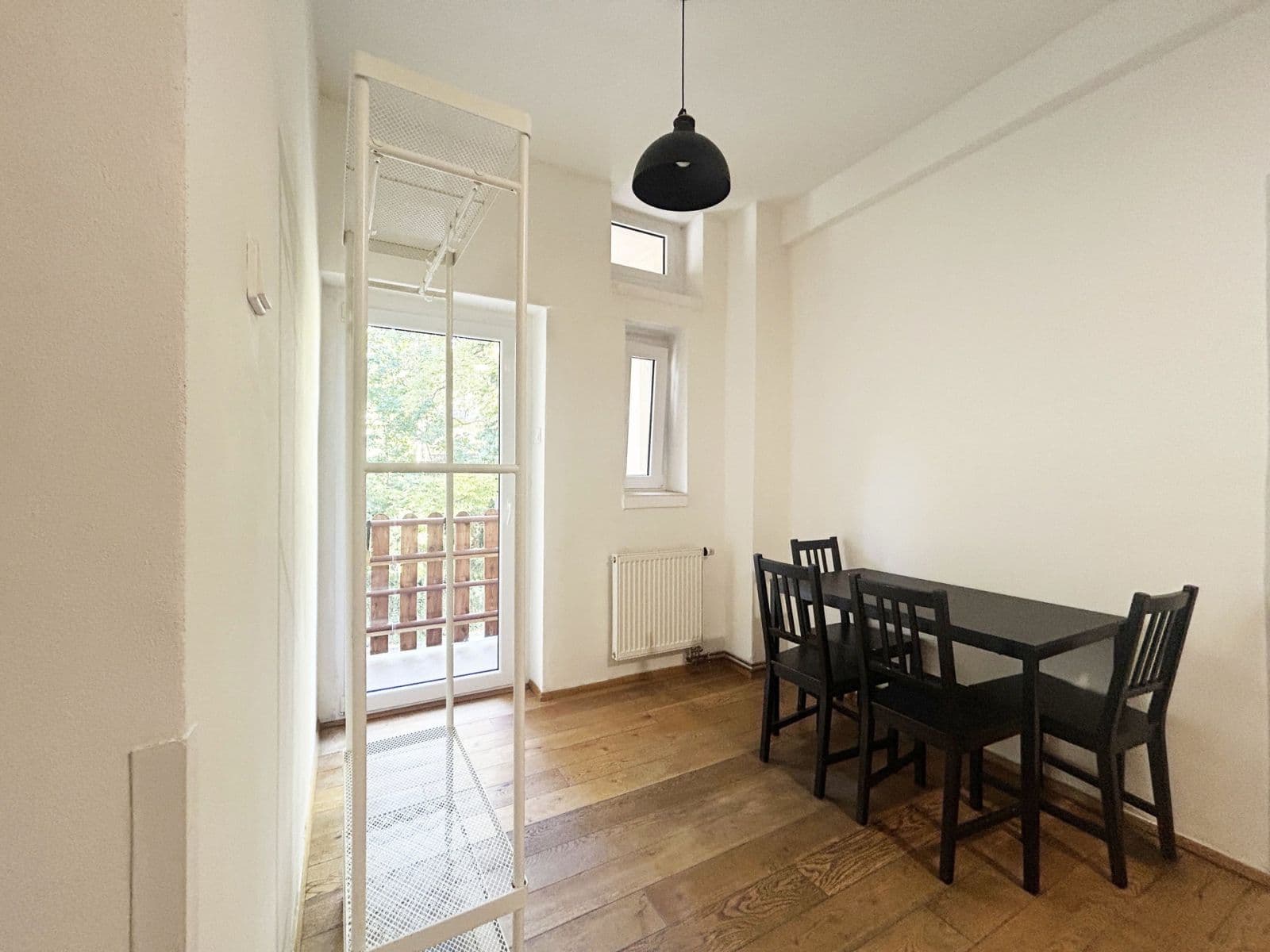 1 bedroom with open-plan kitchen flat to rent, 59 m², Plzeňská, Prague, Prague 1 bedroom with open-plan kitchen flat to rent, 59 m², Plzeňská, Prague, Prague