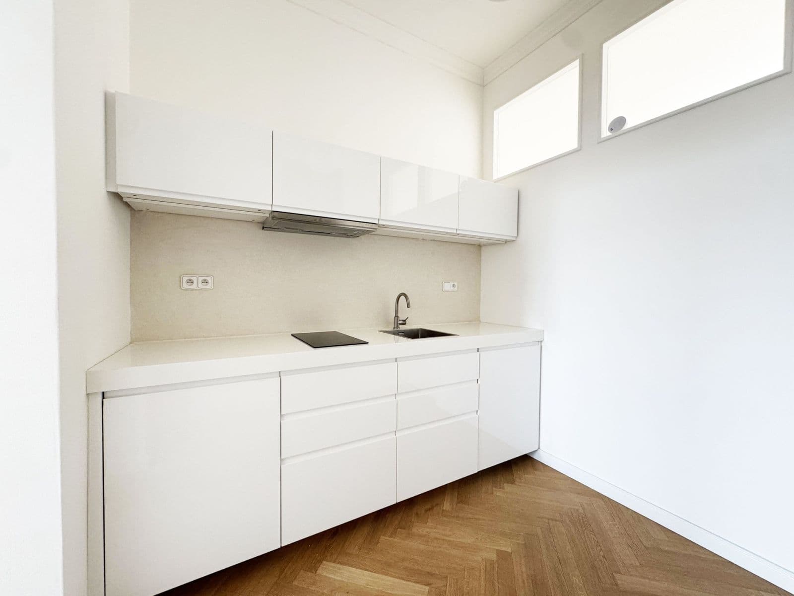 1 bedroom with open-plan kitchen flat to rent, 48 m², Hořejší nábřeží, Prague, Prague 1 bedroom with open-plan kitchen flat to rent, 48 m², Hořejší nábřeží, Prague, Prague