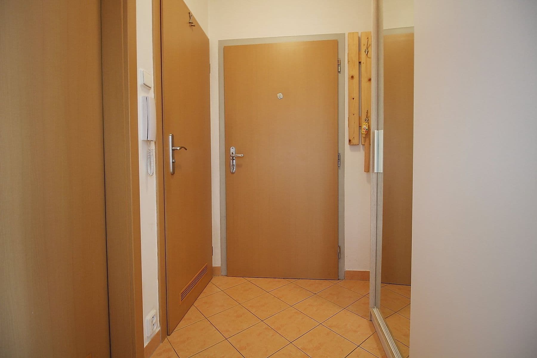 Studio flat to rent, 35 m², Rižská, Prague, Prague Studio flat to rent, 35 m², Rižská, Prague, Prague