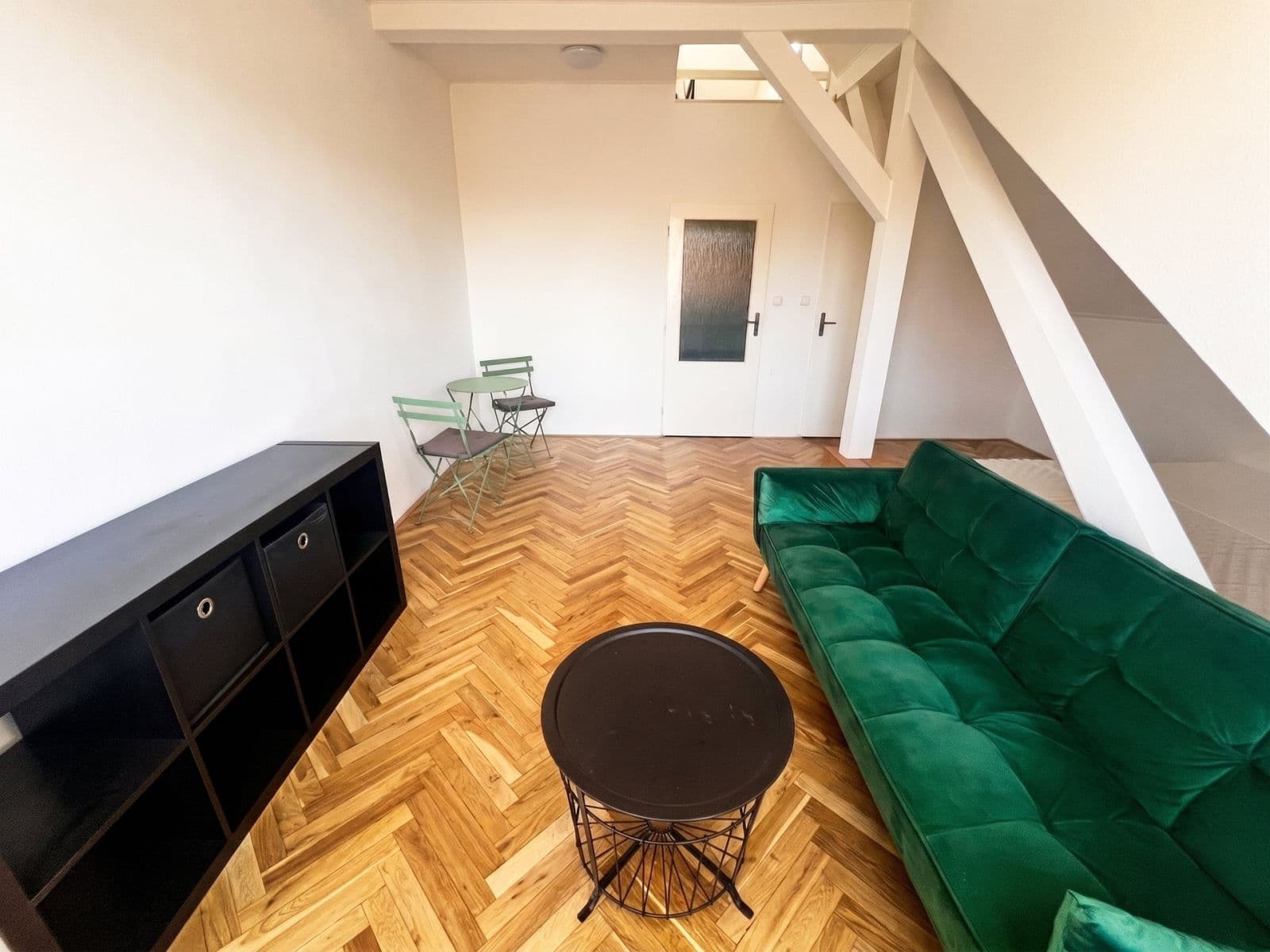 2 bedroom flat to rent, 52 m², Jindřicha Plachty, Prague, Prague 2 bedroom flat to rent, 52 m², Jindřicha Plachty, Prague, Prague
