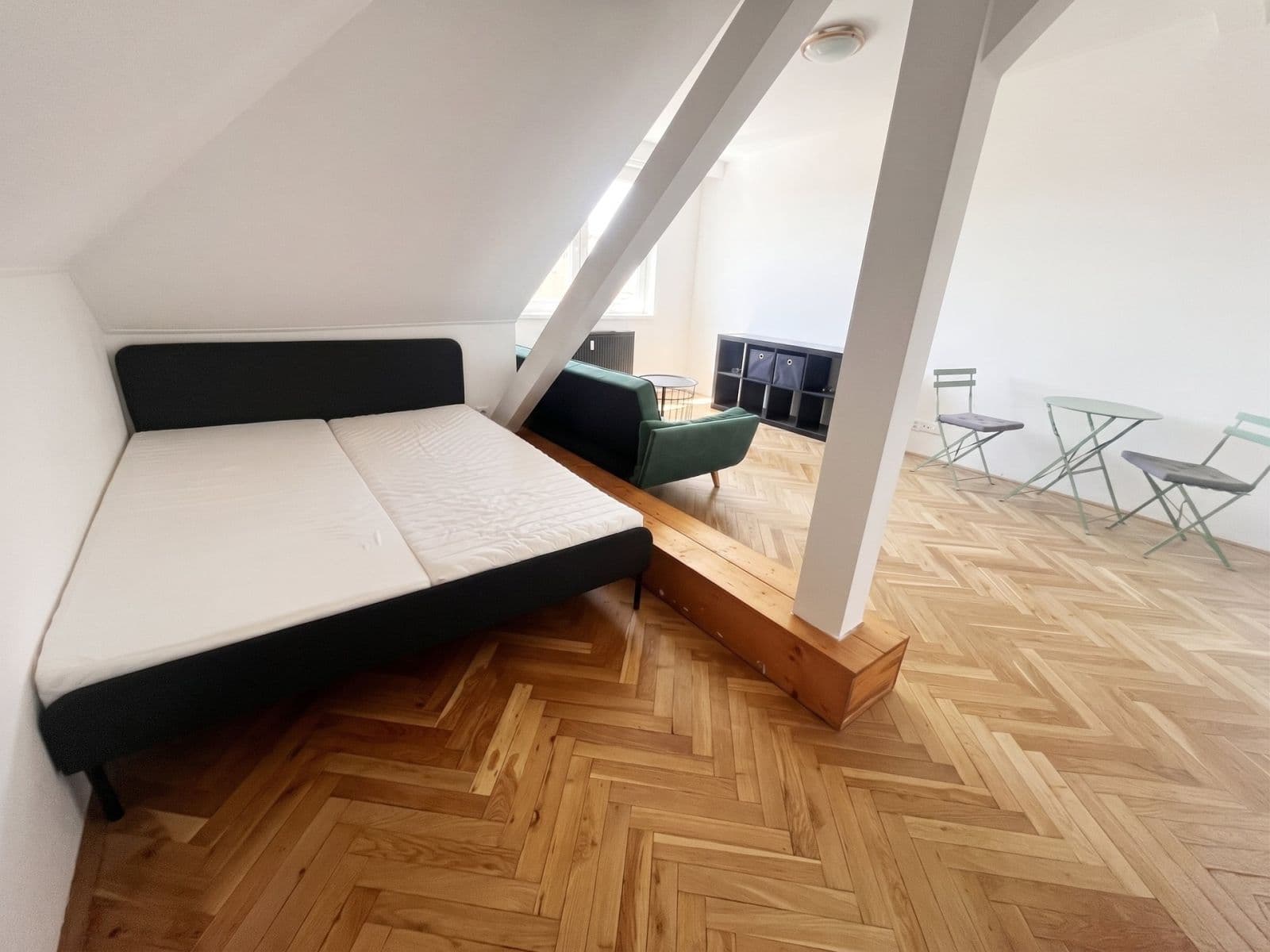 2 bedroom flat to rent, 52 m², Jindřicha Plachty, Prague, Prague 2 bedroom flat to rent, 52 m², Jindřicha Plachty, Prague, Prague