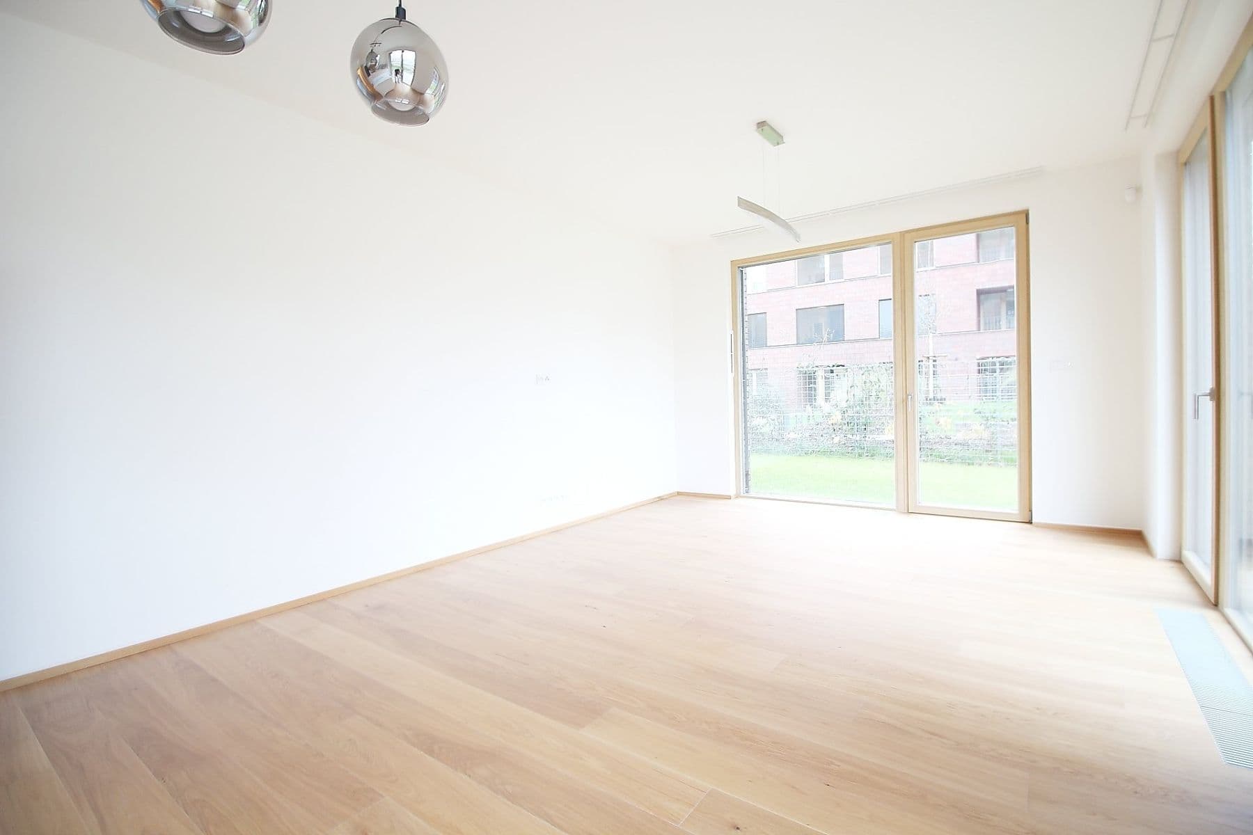 2 bedroom with open-plan kitchen flat to rent, 94 m², Pod Juliskou, Prague, Prague 2 bedroom with open-plan kitchen flat to rent, 94 m², Pod Juliskou, Prague, Prague