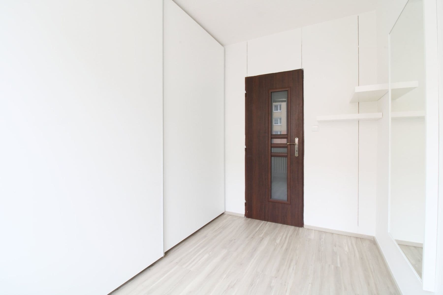 3 bedroom flat to rent, 55 m², Na růžovém poli, Kladno, Středočeský Region 3 bedroom flat to rent, 55 m², Na růžovém poli, Kladno, Středočeský Region