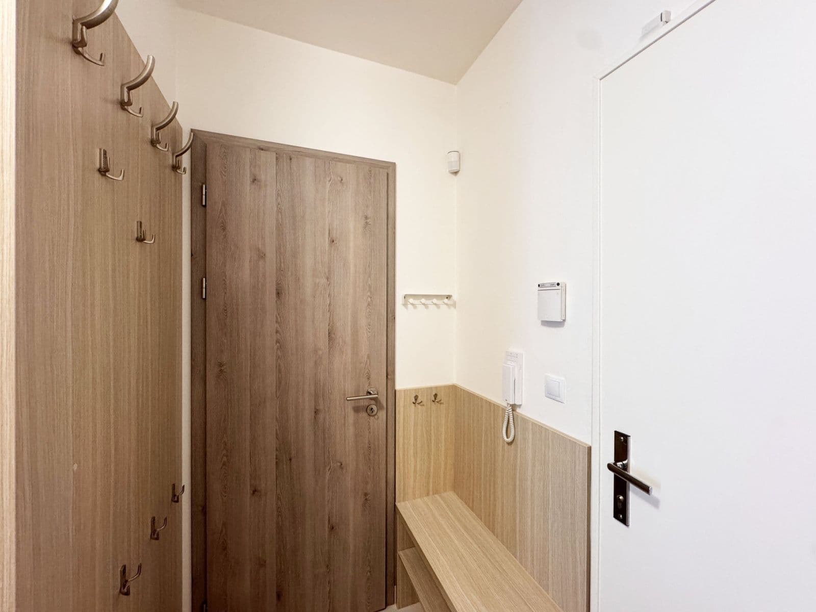 Studio flat to rent, 32 m², Toufarova, Prague, Prague Studio flat to rent, 32 m², Toufarova, Prague, Prague