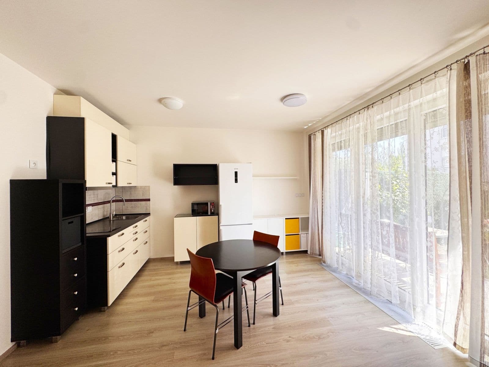 Studio flat to rent, 32 m², Toufarova, Prague, Prague Studio flat to rent, 32 m², Toufarova, Prague, Prague