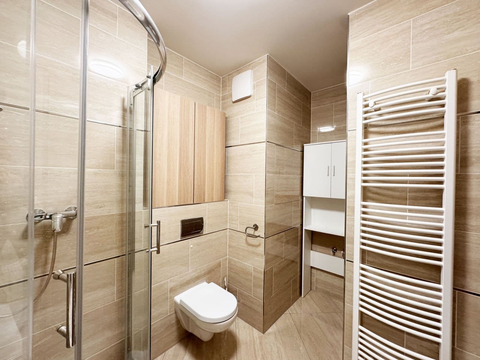 Studio flat to rent, 32 m², Toufarova, Prague, Prague Studio flat to rent, 32 m², Toufarova, Prague, Prague