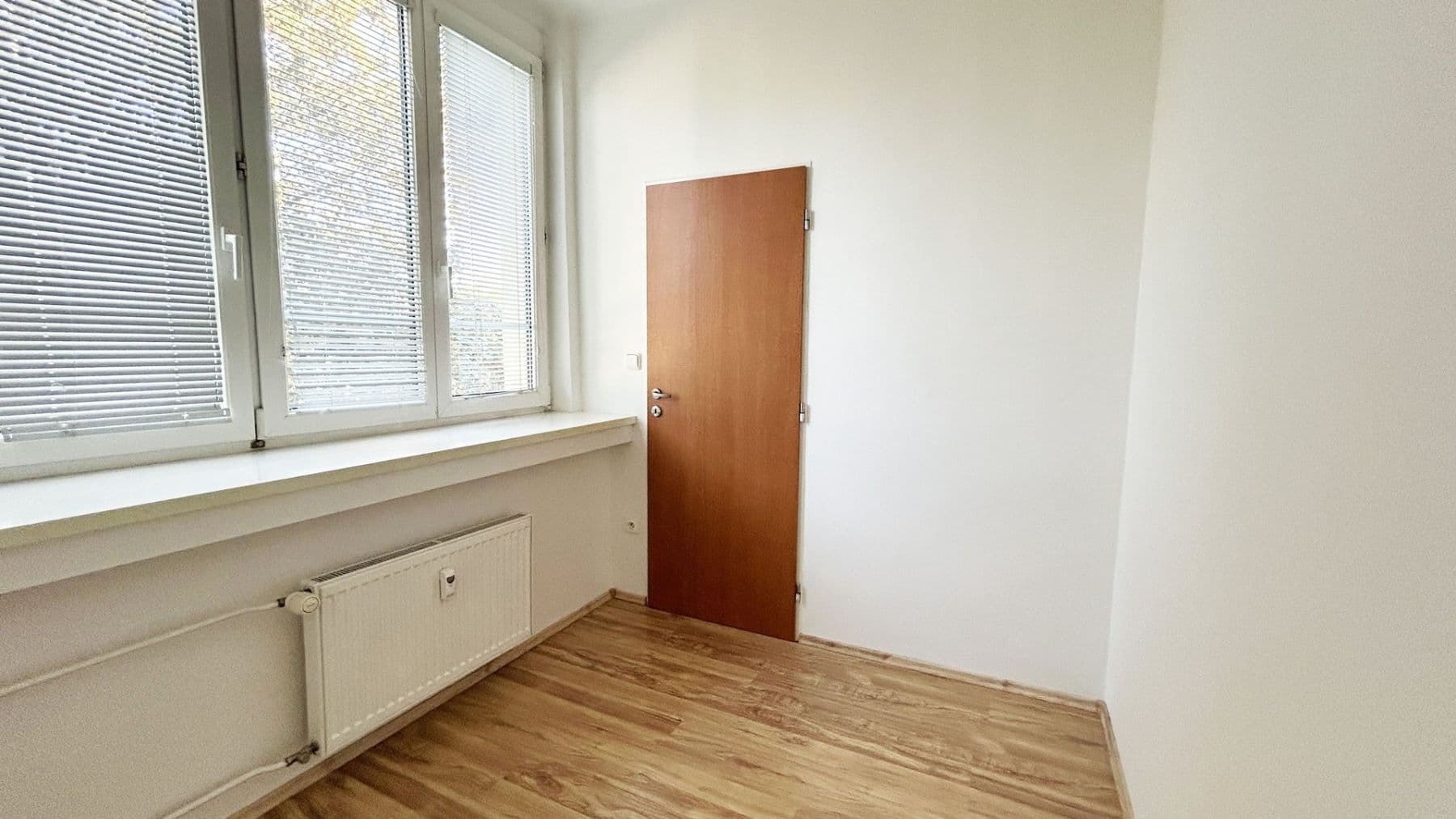 2 bedroom with open-plan kitchen flat to rent, 42 m², Moskevská, Kladno, Středočeský Region 2 bedroom with open-plan kitchen flat to rent, 42 m², Moskevská, Kladno, Středočeský Region
