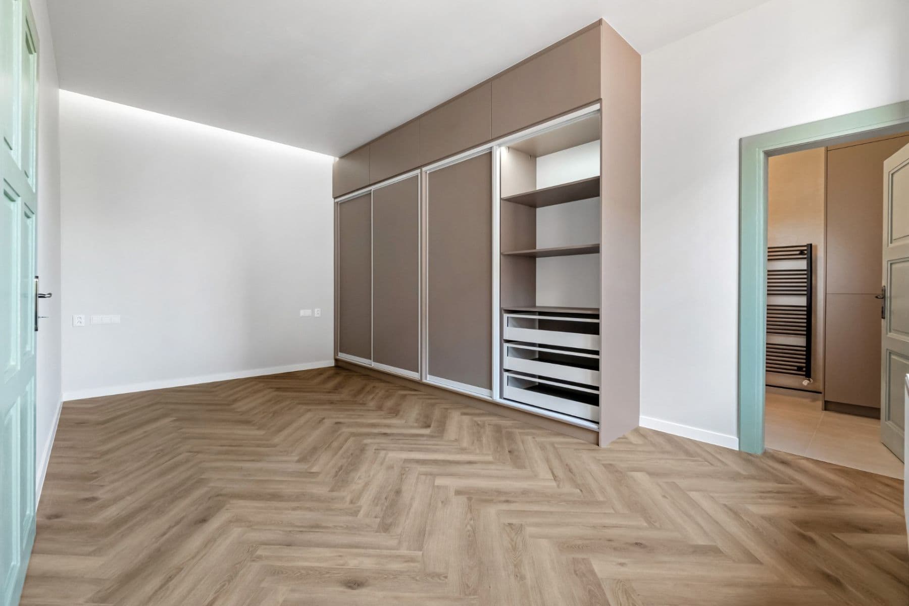 1 bedroom with open-plan kitchen flat for sale, 65 m², Hůlkova, Prague, Prague 1 bedroom with open-plan kitchen flat for sale, 65 m², Hůlkova, Prague, Prague