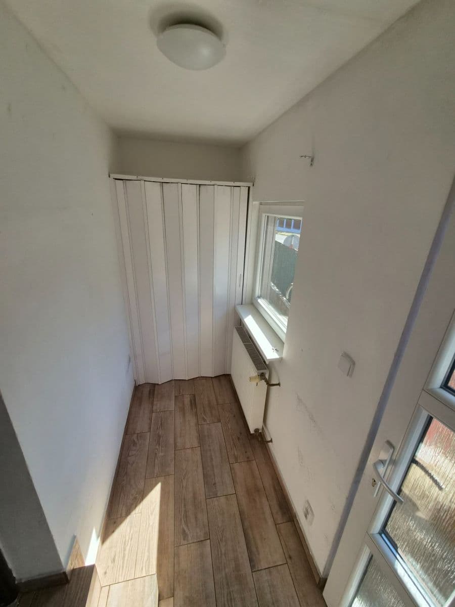 1 bedroom with open-plan kitchen flat to rent, 46 m², Khodlova, Prague, Prague 1 bedroom with open-plan kitchen flat to rent, 46 m², Khodlova, Prague, Prague