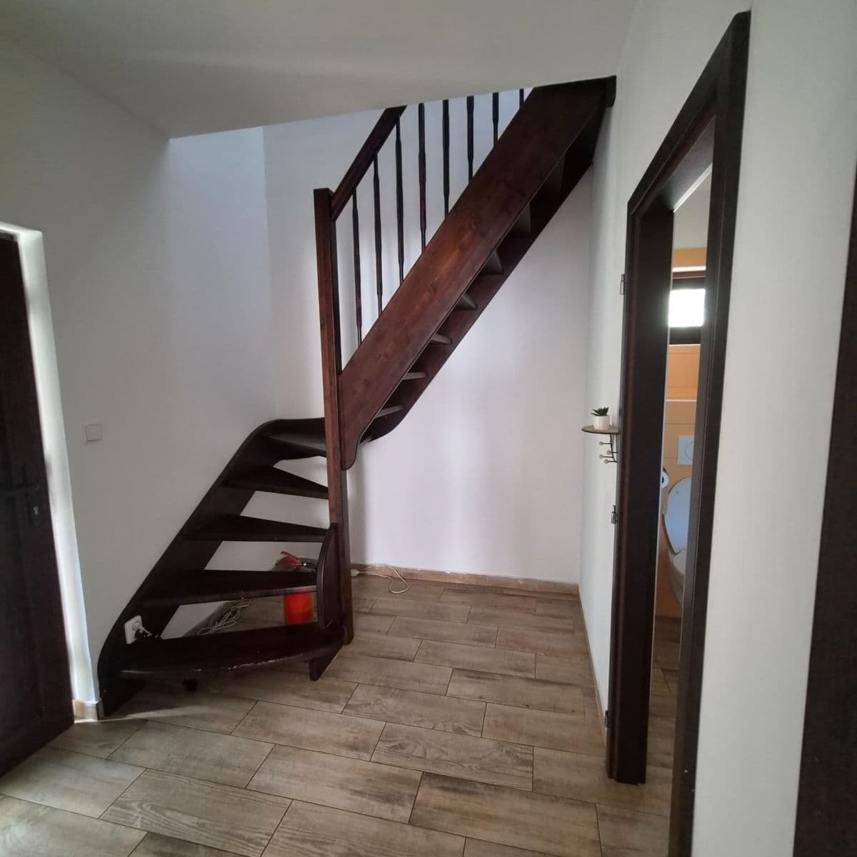1 bedroom with open-plan kitchen flat to rent, 46 m², Khodlova, Prague, Prague 1 bedroom with open-plan kitchen flat to rent, 46 m², Khodlova, Prague, Prague