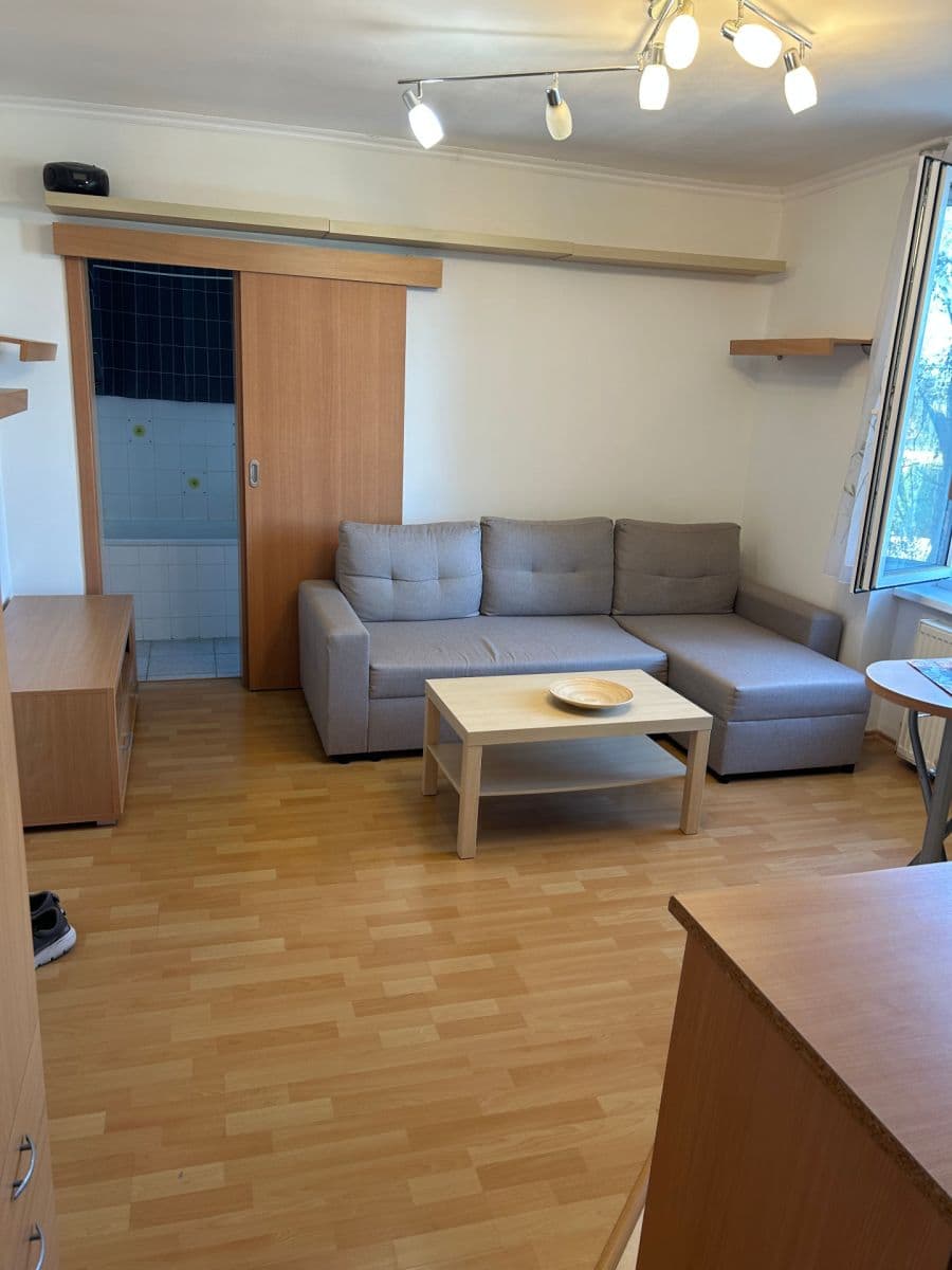 1 bedroom flat to rent, 43 m², Doležalova, Ružinov, Bratislavský Region 1 bedroom flat to rent, 43 m², Doležalova, Ružinov, Bratislavský Region
