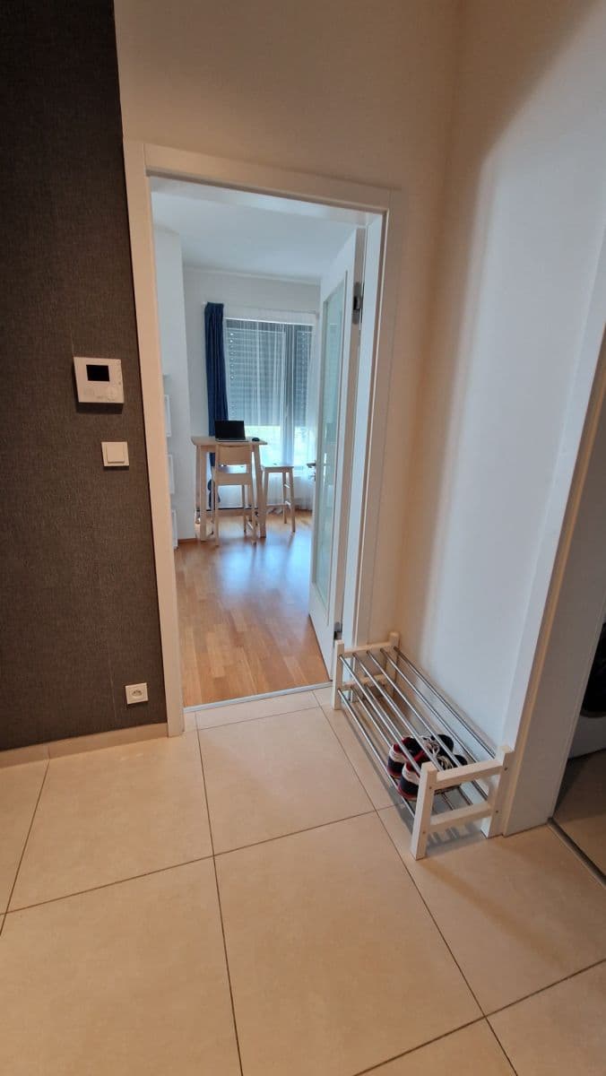 Studio flat to rent, 48 m², Kloudova, Prague, Prague Studio flat to rent, 48 m², Kloudova, Prague, Prague