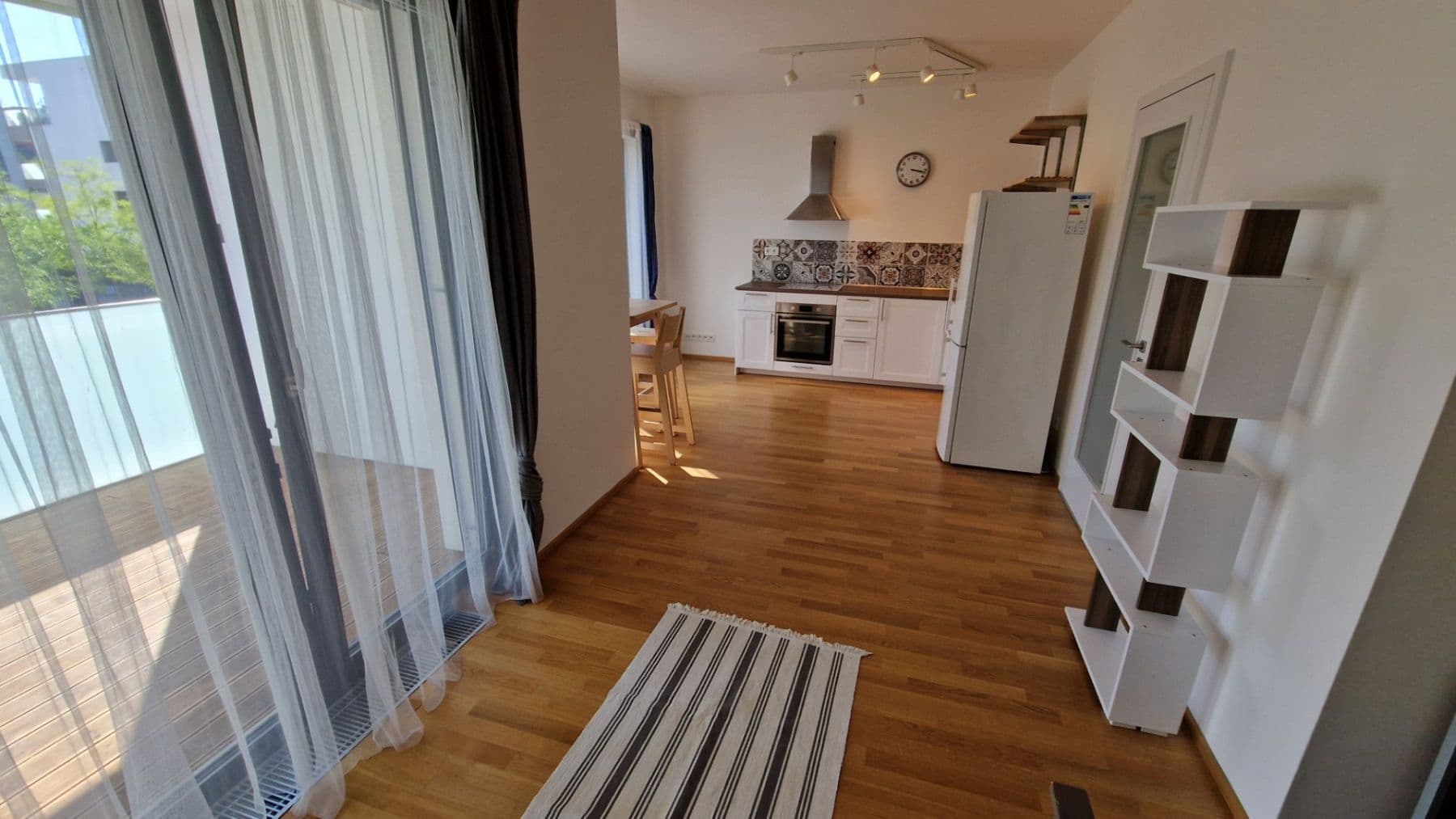 Studio flat to rent, 48 m², Kloudova, Prague, Prague Studio flat to rent, 48 m², Kloudova, Prague, Prague