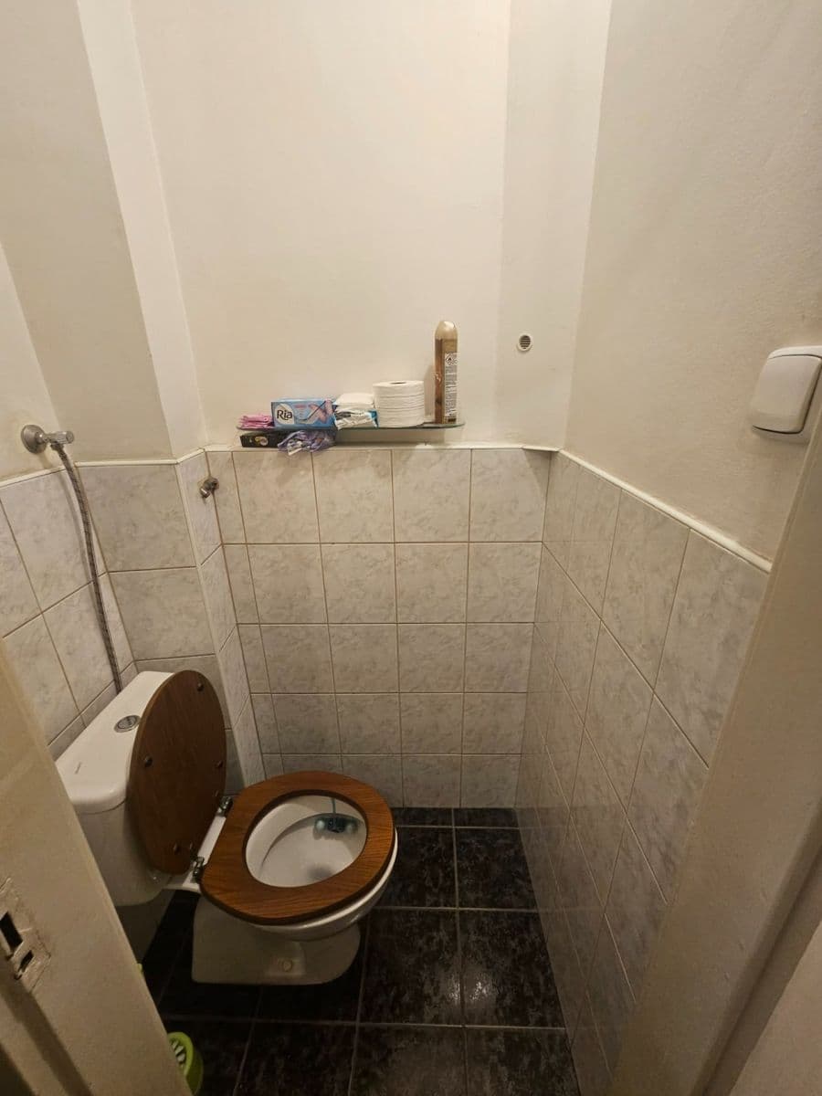 Small studio flat to rent, 31 m², Prosecká, Prague, Prague Small studio flat to rent, 31 m², Prosecká, Prague, Prague