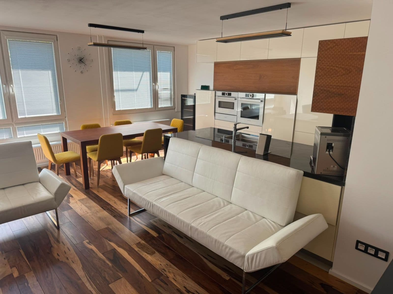 2 bedroom with open-plan kitchen flat to rent, 70 m², Pujmanové, Prague, Prague 2 bedroom with open-plan kitchen flat to rent, 70 m², Pujmanové, Prague, Prague